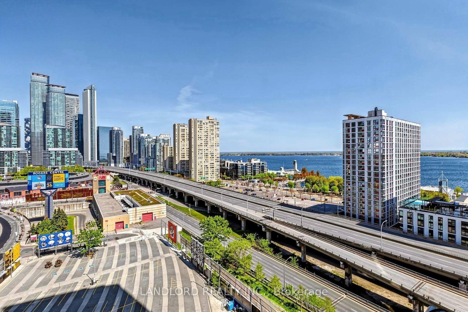Photo 7 of Unit 3210, 5 Mariner Terrace, Toronto, Waterfront Communities — HOMEH