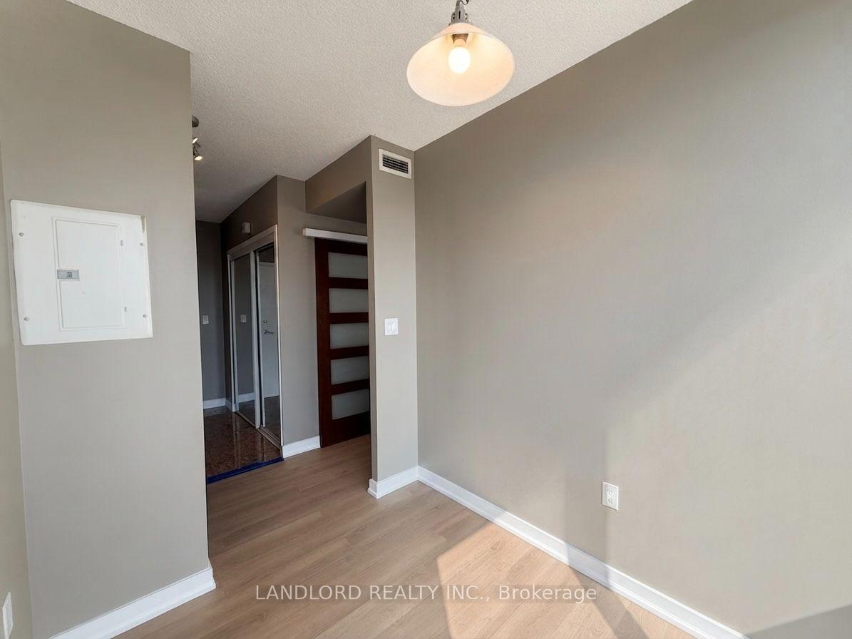Photo 11 of Unit 3210, 5 Mariner Terrace, Toronto, Waterfront Communities — HOMEH