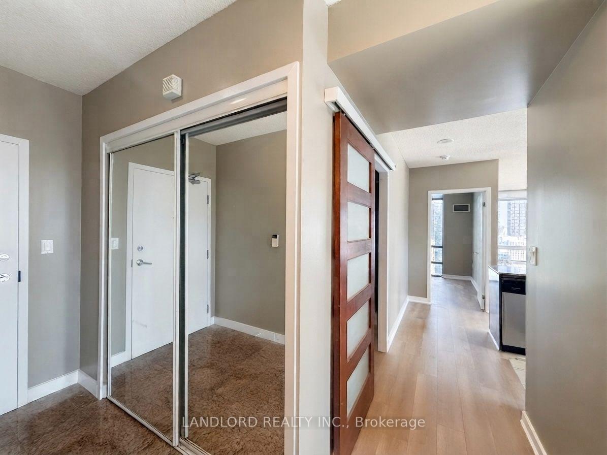 Photo 20 of Unit 3210, 5 Mariner Terrace, Toronto, Waterfront Communities — HOMEH