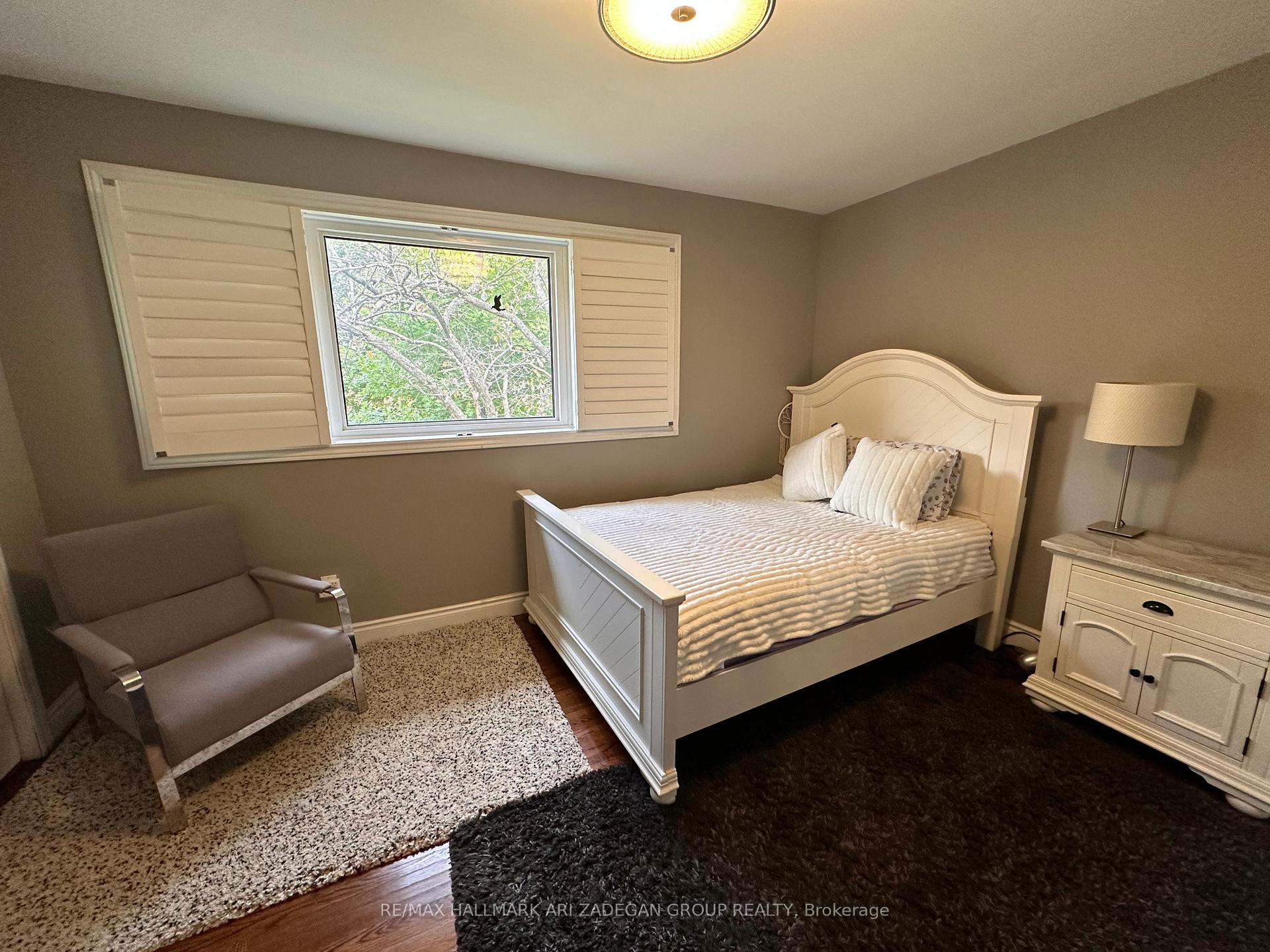Photo 9 of 290 Gretel Drive, Richmond Hill, Mill Pond — HOMEH