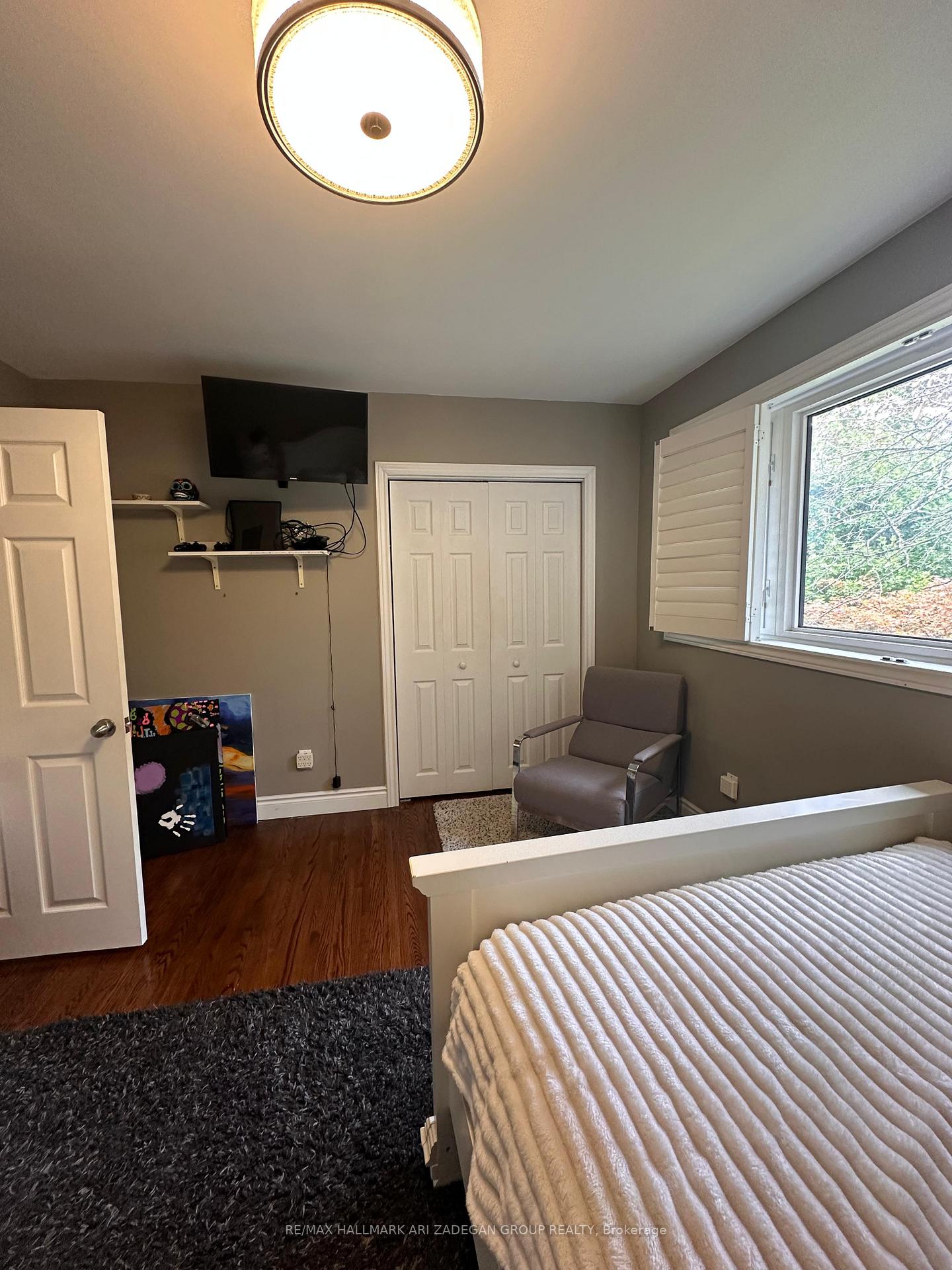 Photo 11 of 290 Gretel Drive, Richmond Hill, Mill Pond — HOMEH