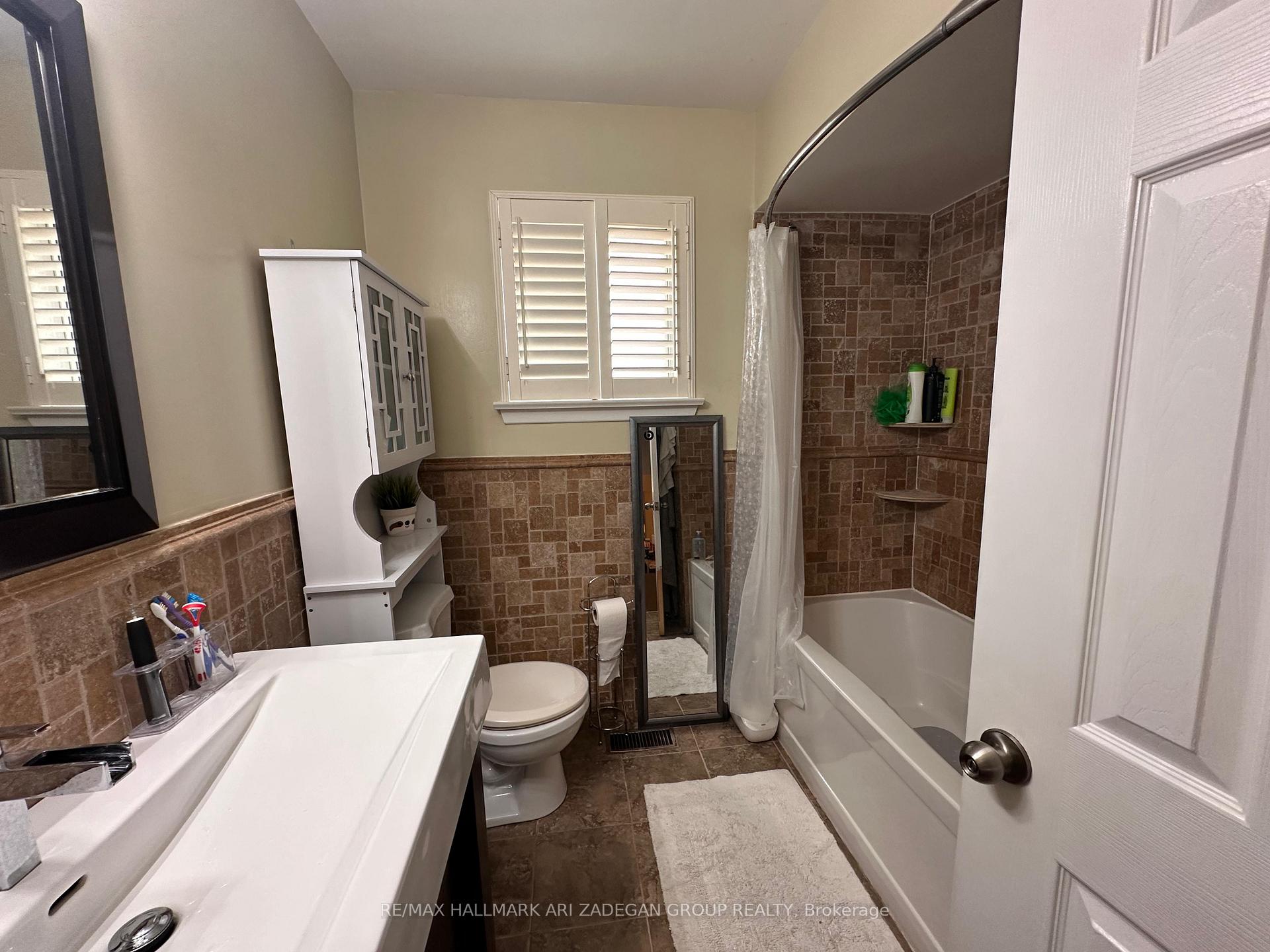 Photo 13 of 290 Gretel Drive, Richmond Hill, Mill Pond — HOMEH