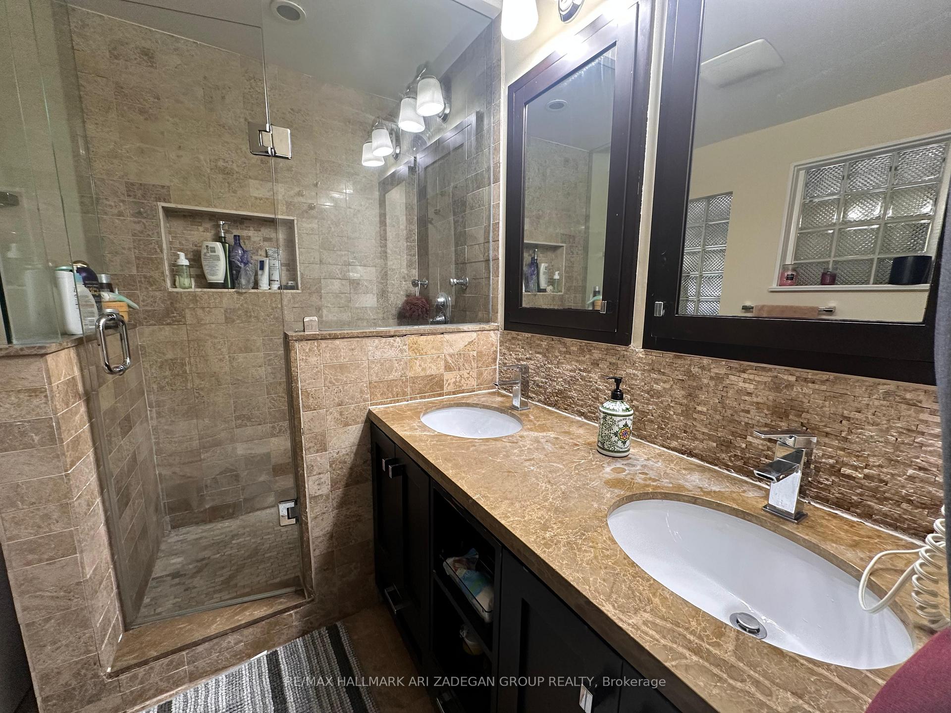 Photo 17 of 290 Gretel Drive, Richmond Hill, Mill Pond — HOMEH