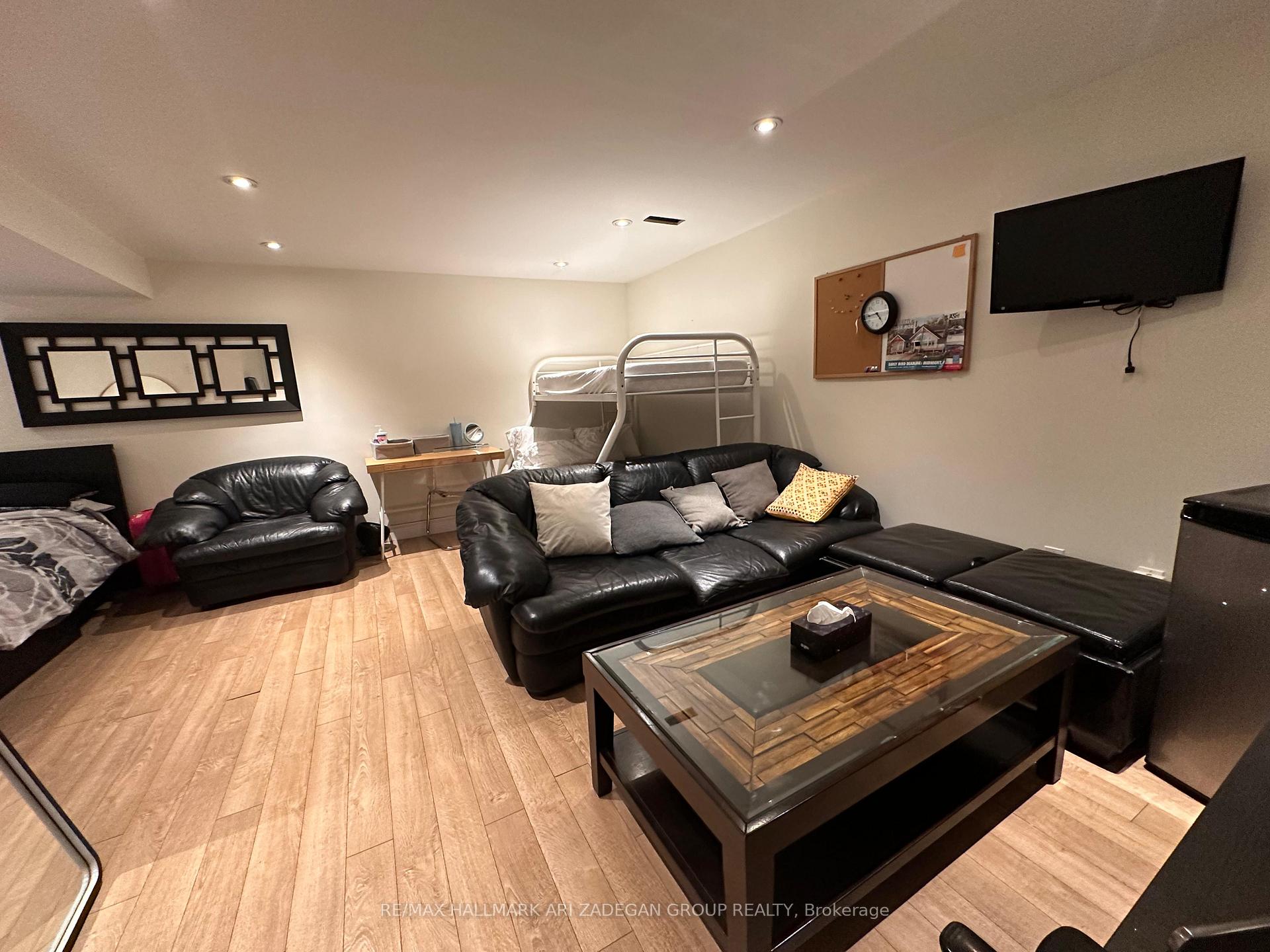 Photo 20 of 290 Gretel Drive, Richmond Hill, Mill Pond — HOMEH