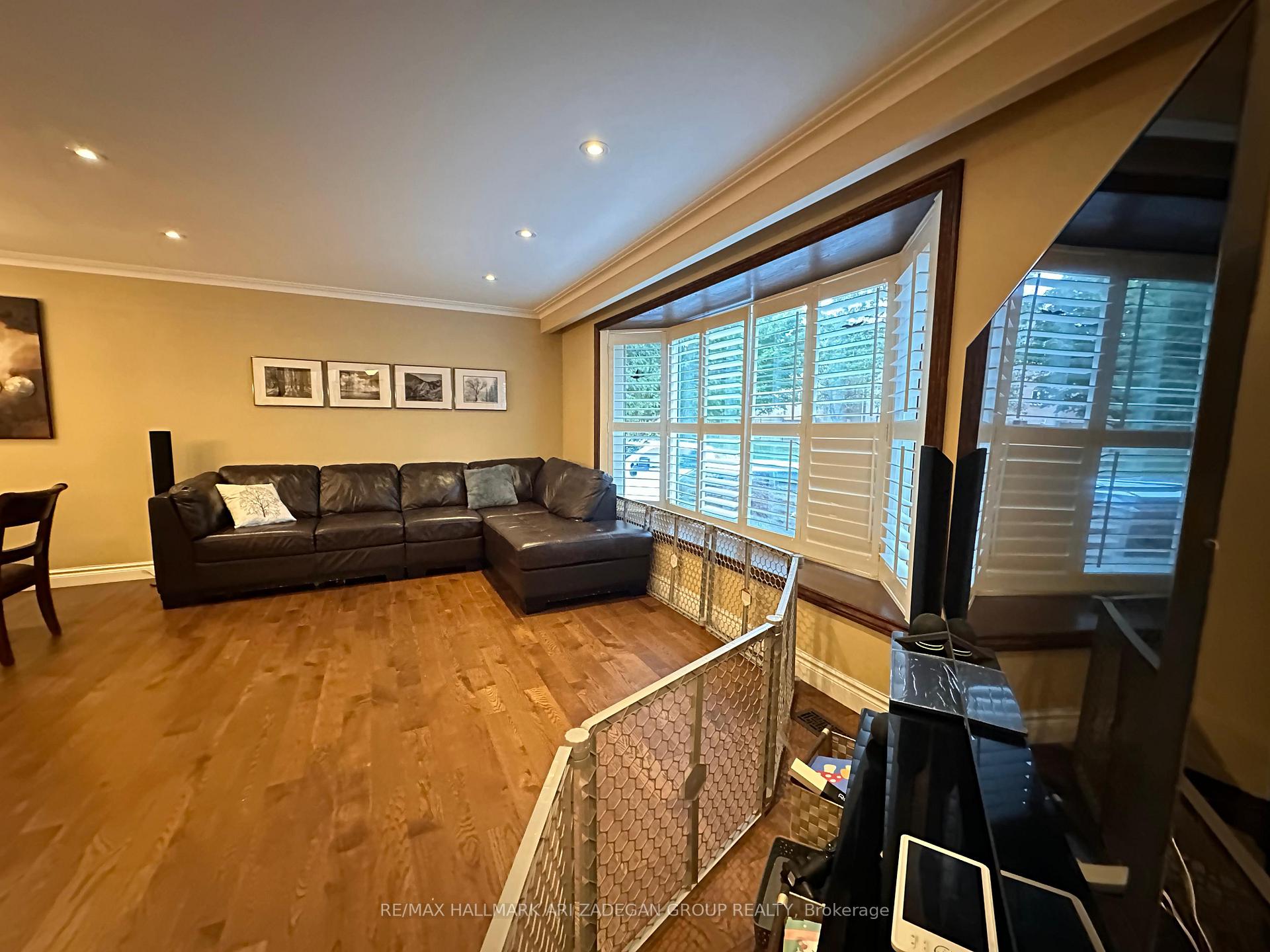Photo 31 of 290 Gretel Drive, Richmond Hill, Mill Pond — HOMEH