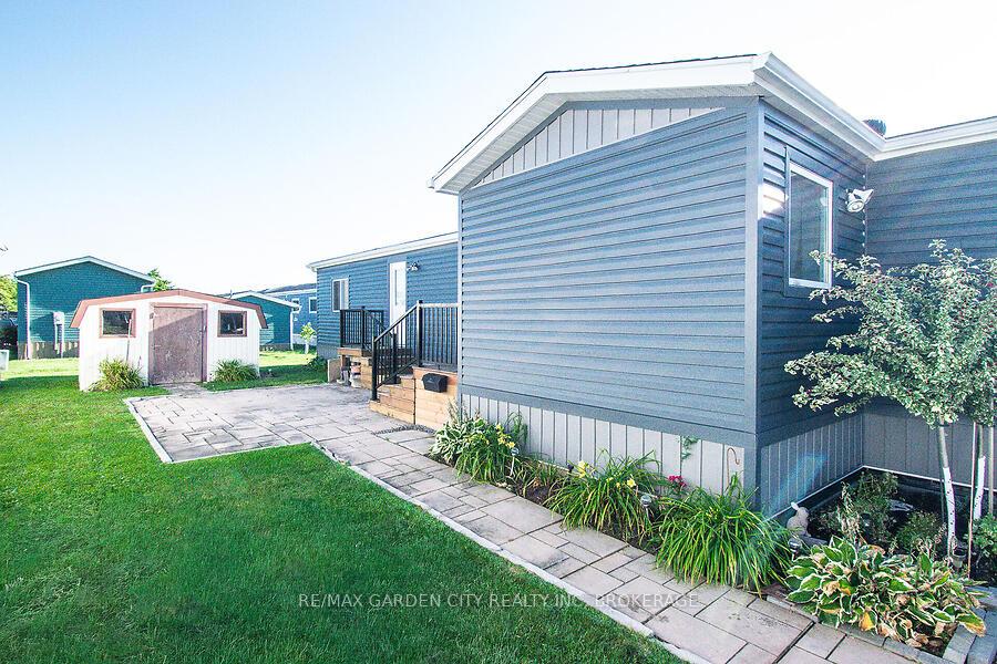 Photo 2 of 4585 Rachael Lane, Lincoln, Beamsville — HOMEH
