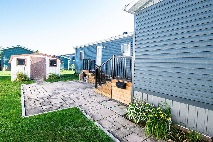 Photo 3 of 4585 Rachael Lane, Lincoln, Beamsville — HOMEH
