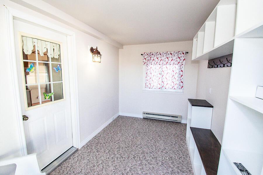 Photo 6 of 4585 Rachael Lane, Lincoln, Beamsville — HOMEH