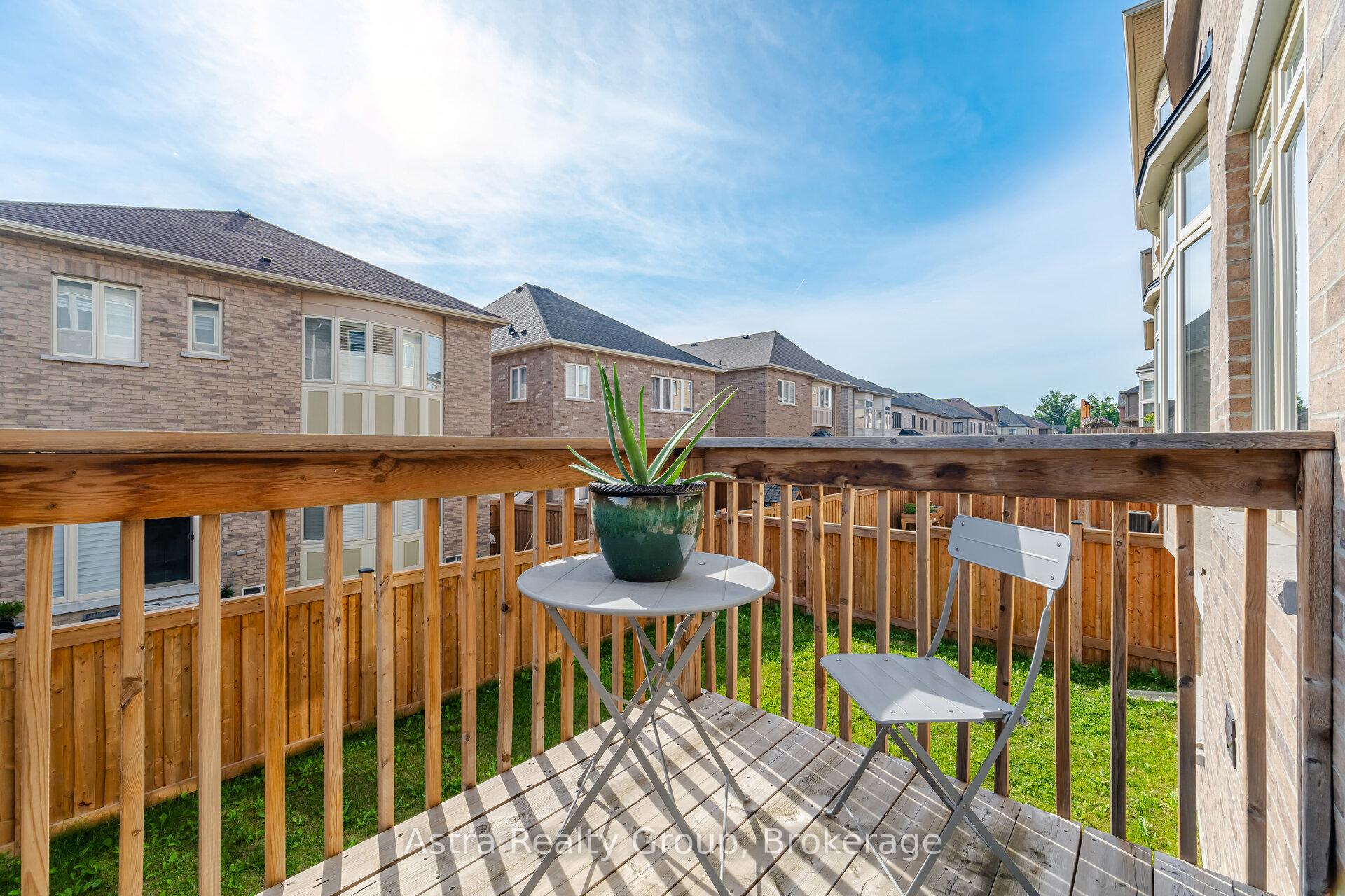 Photo 44 of 152 Stormont Trail, Vaughan, Vellore Village — HOMEH