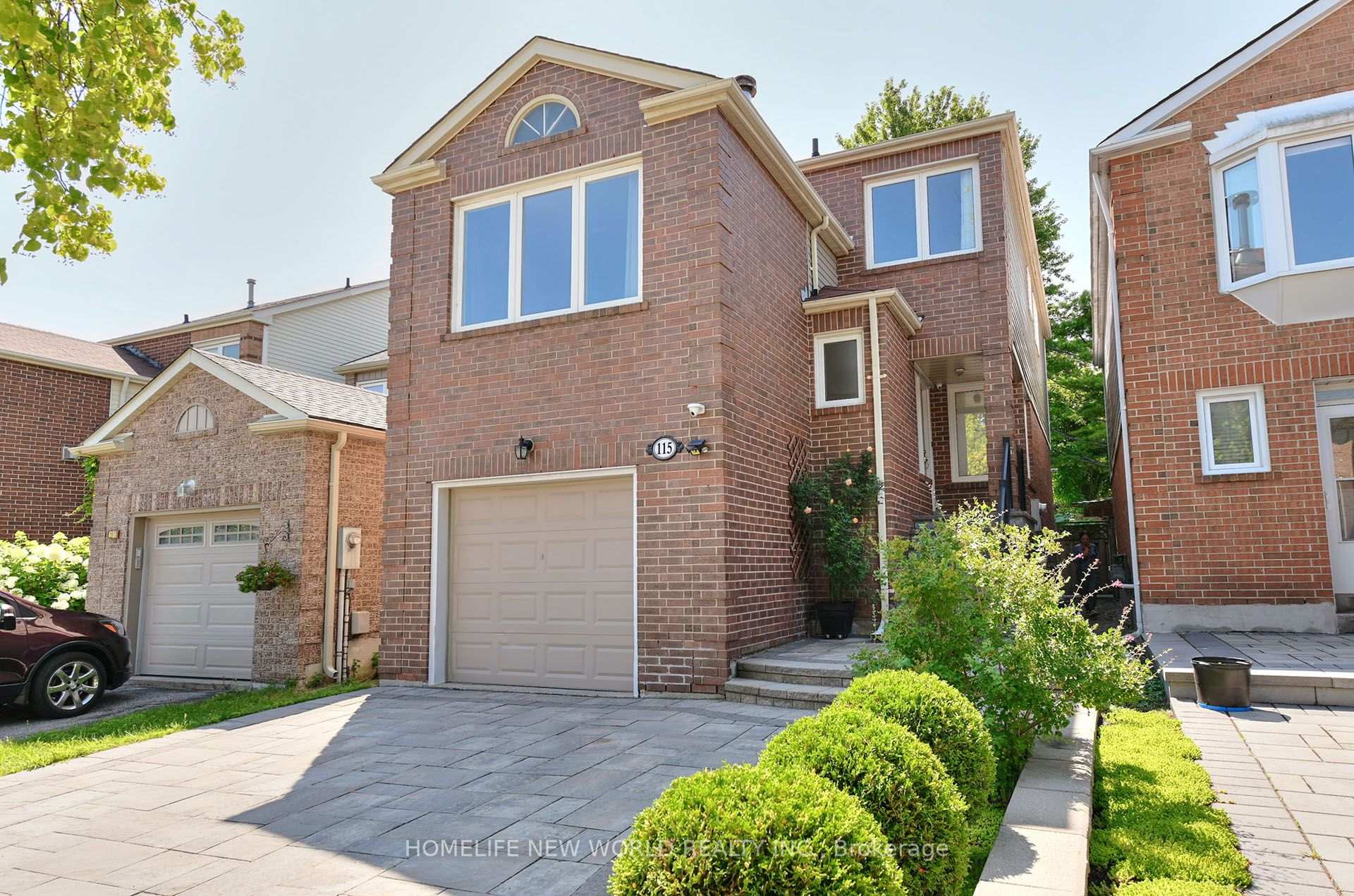 Photo 2 of 115 Winding Lane, Vaughan, Crestwood-Springfarm-Yorkhill — HOMEH