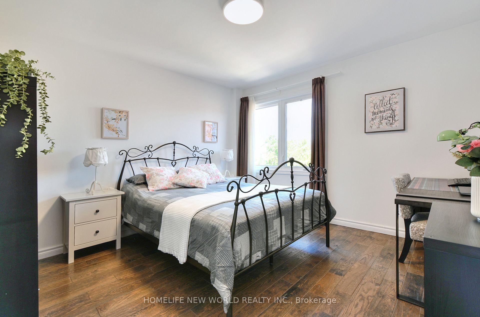 Photo 19 of 115 Winding Lane, Vaughan, Crestwood-Springfarm-Yorkhill — HOMEH