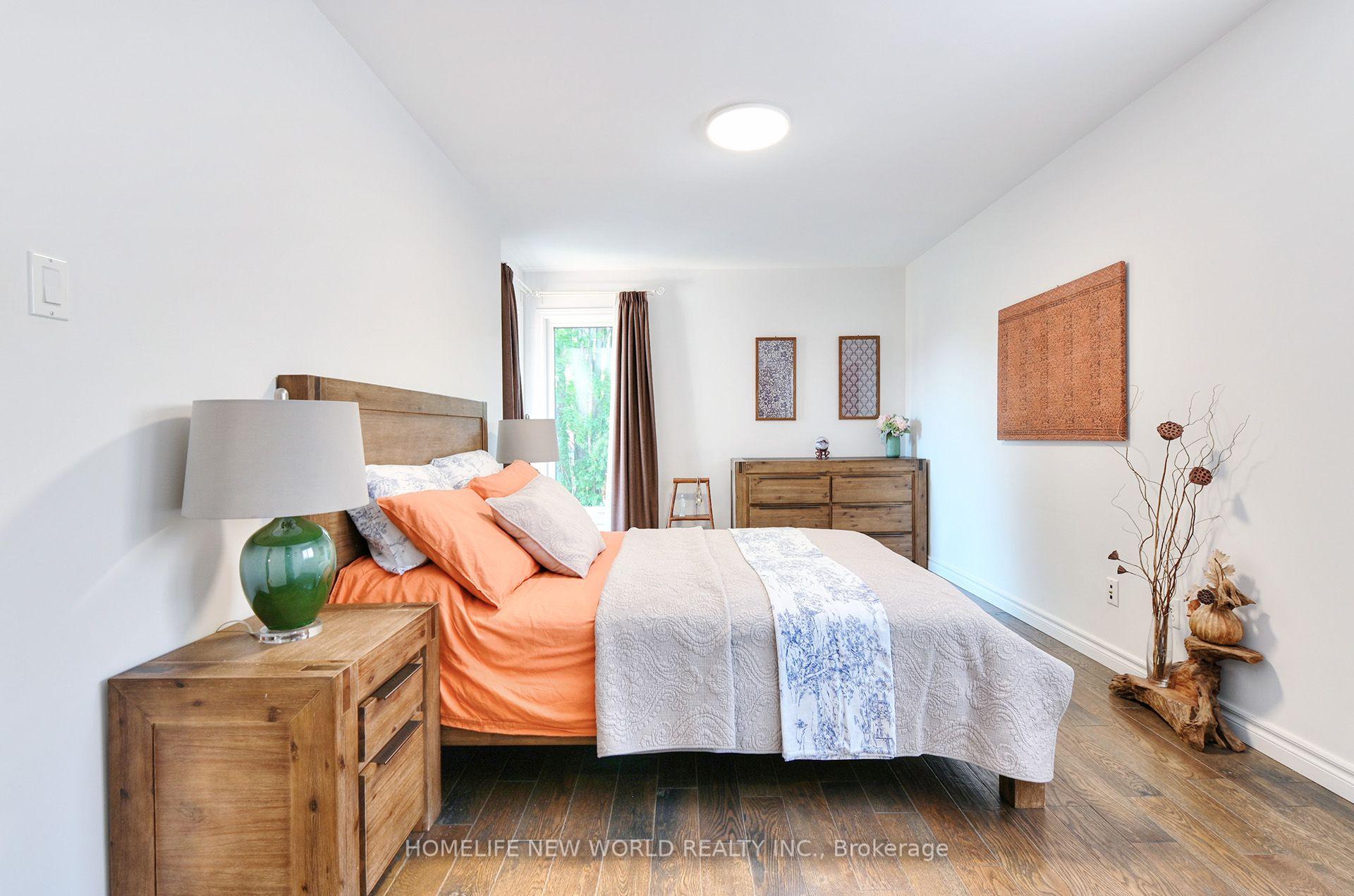 Photo 25 of 115 Winding Lane, Vaughan, Crestwood-Springfarm-Yorkhill — HOMEH