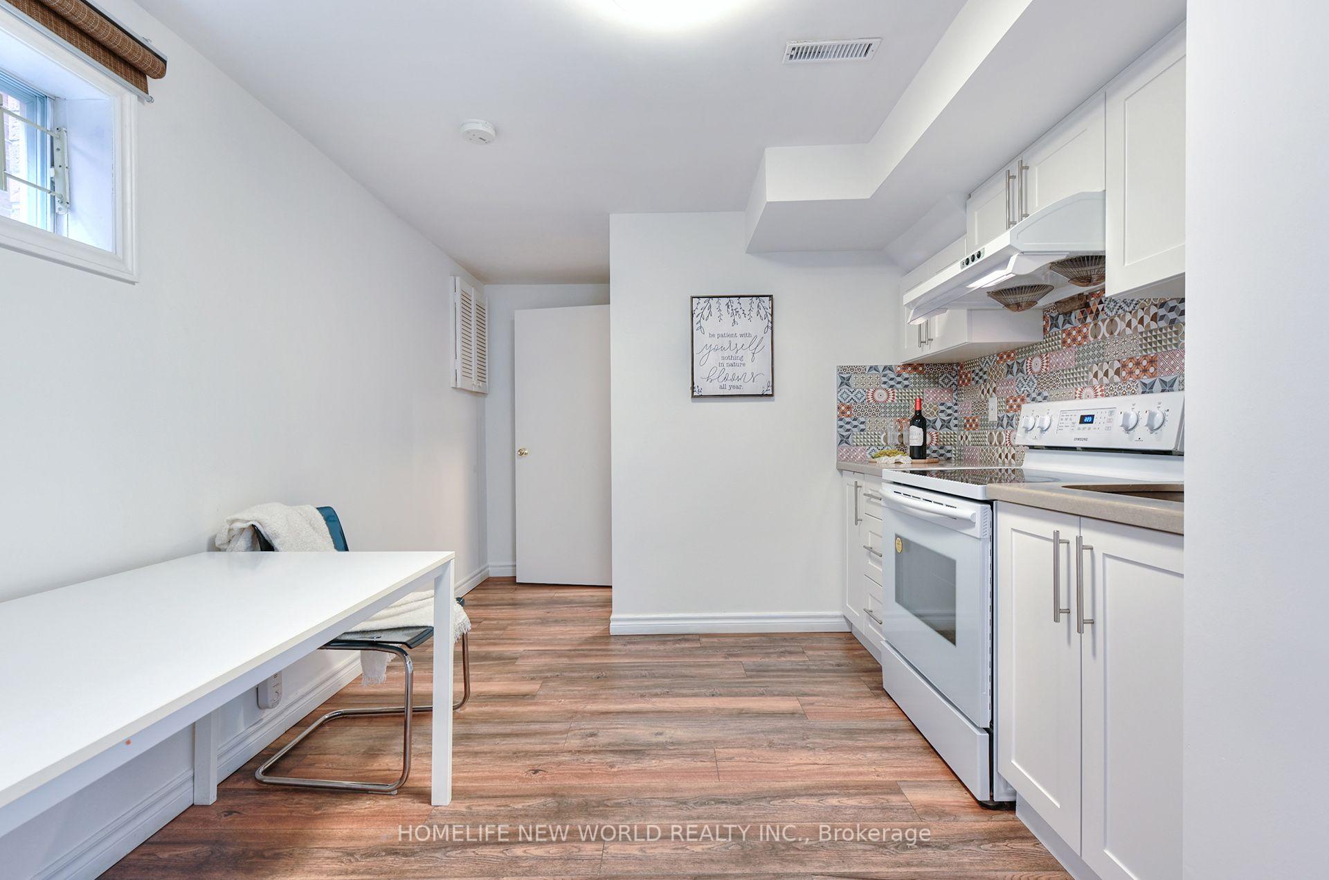 Photo 33 of 115 Winding Lane, Vaughan, Crestwood-Springfarm-Yorkhill — HOMEH