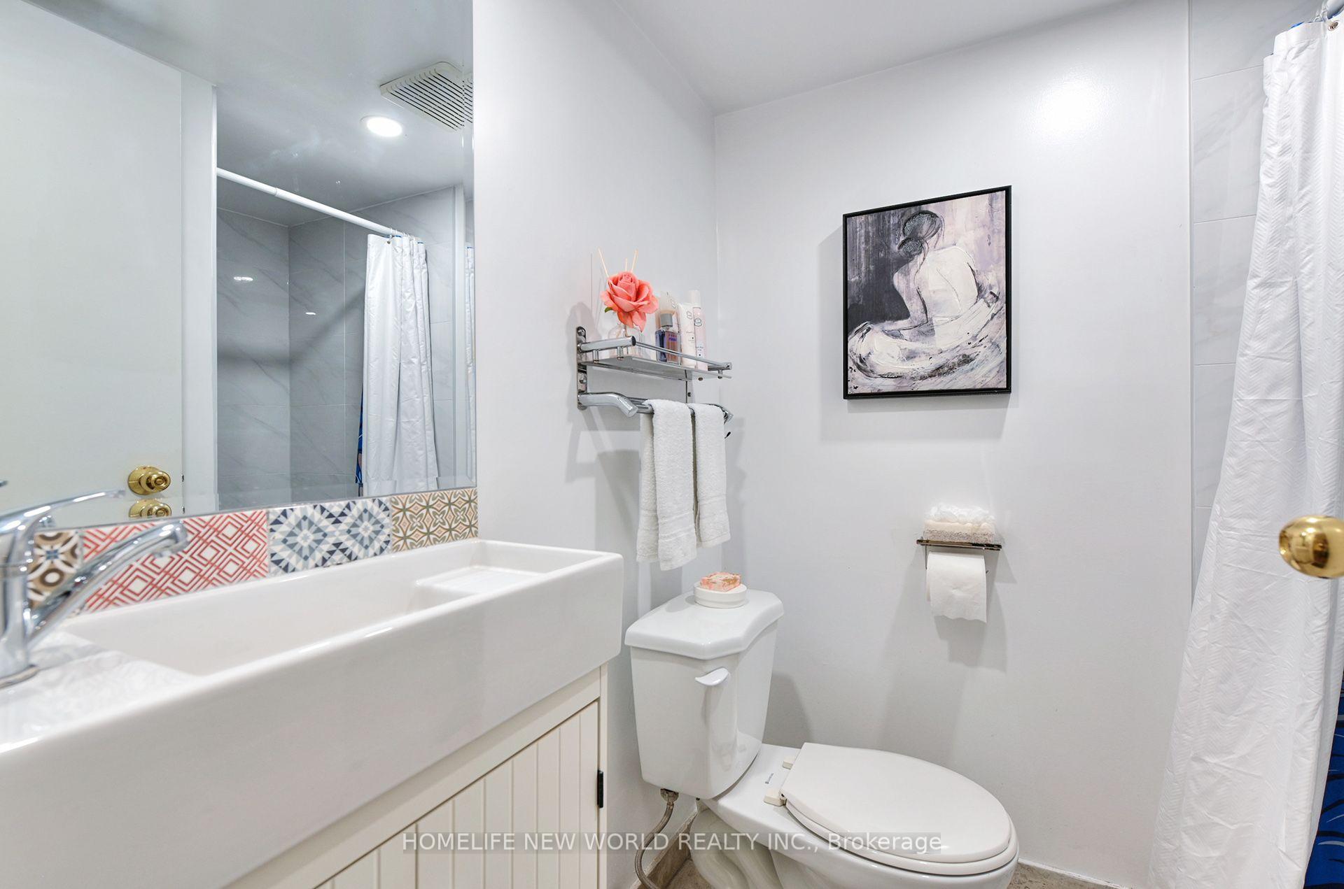 Photo 36 of 115 Winding Lane, Vaughan, Crestwood-Springfarm-Yorkhill — HOMEH