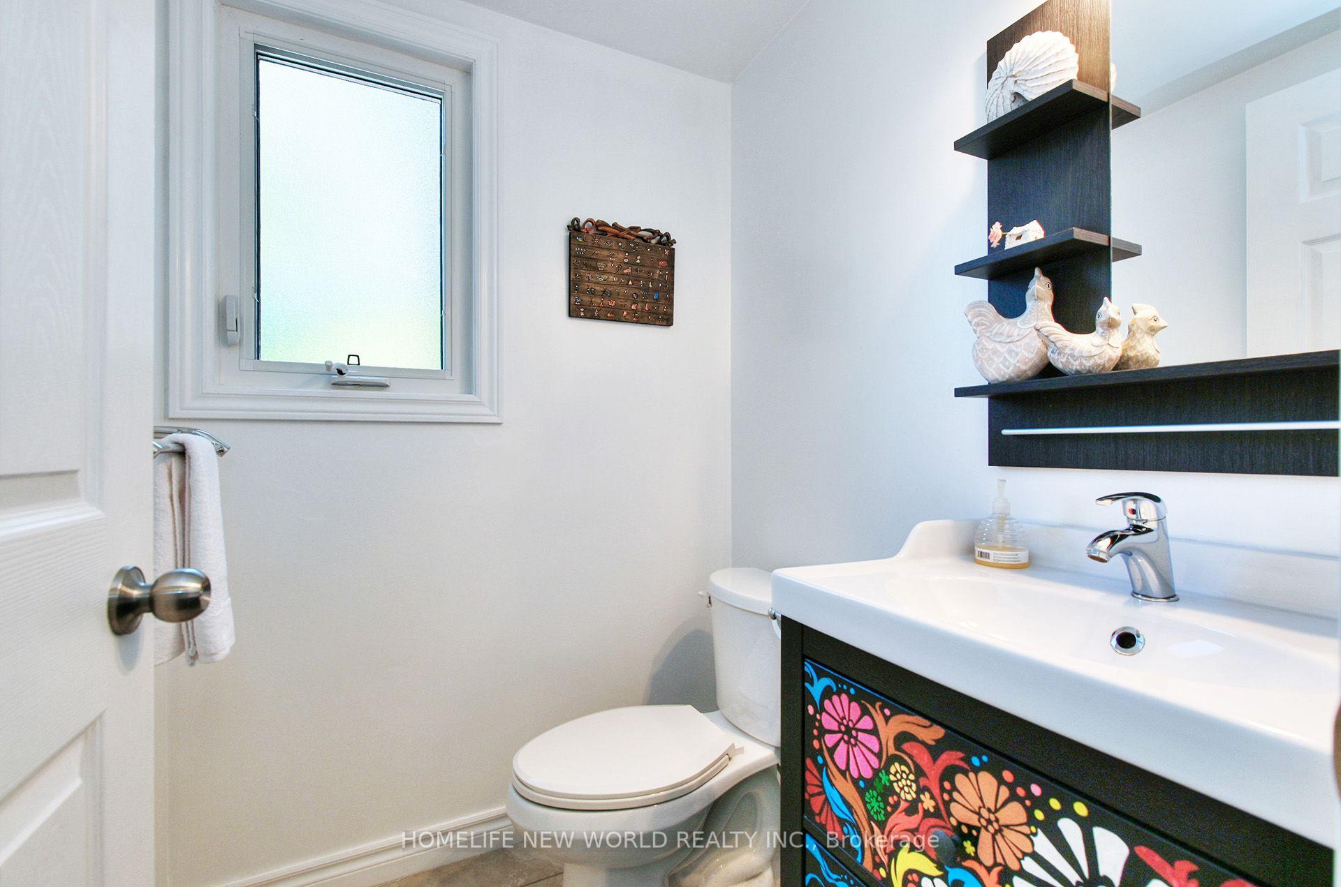 Photo 37 of 115 Winding Lane, Vaughan, Crestwood-Springfarm-Yorkhill — HOMEH
