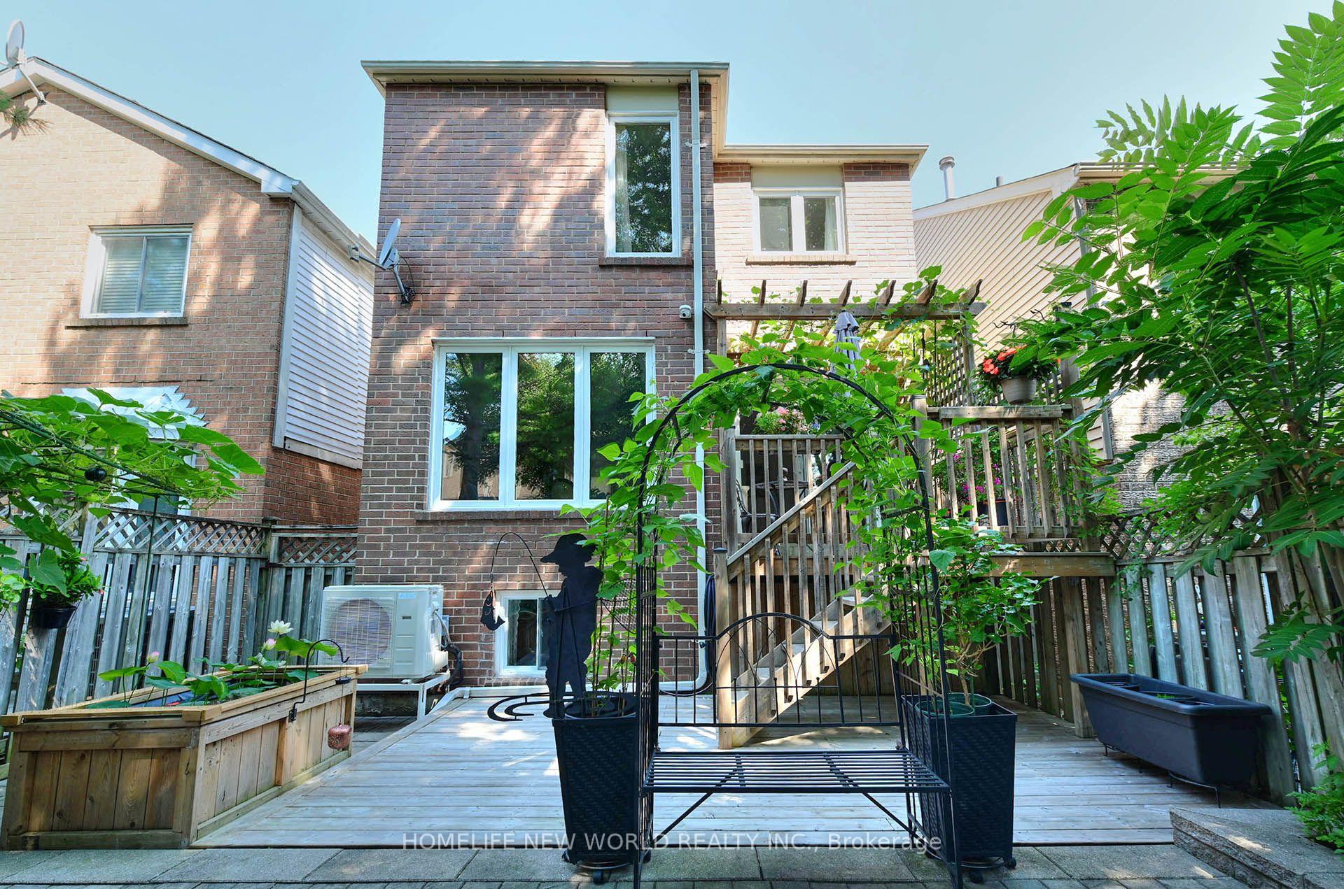 Photo 48 of 115 Winding Lane, Vaughan, Crestwood-Springfarm-Yorkhill — HOMEH