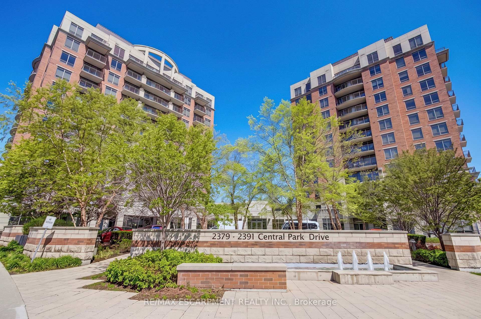 Photo 1 of Unit 603, 2379 Central Park Drive, Oakville, River Oaks — HOMEH