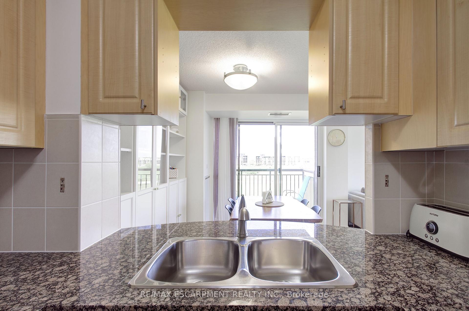 Photo 17 of Unit 603, 2379 Central Park Drive, Oakville, River Oaks — HOMEH
