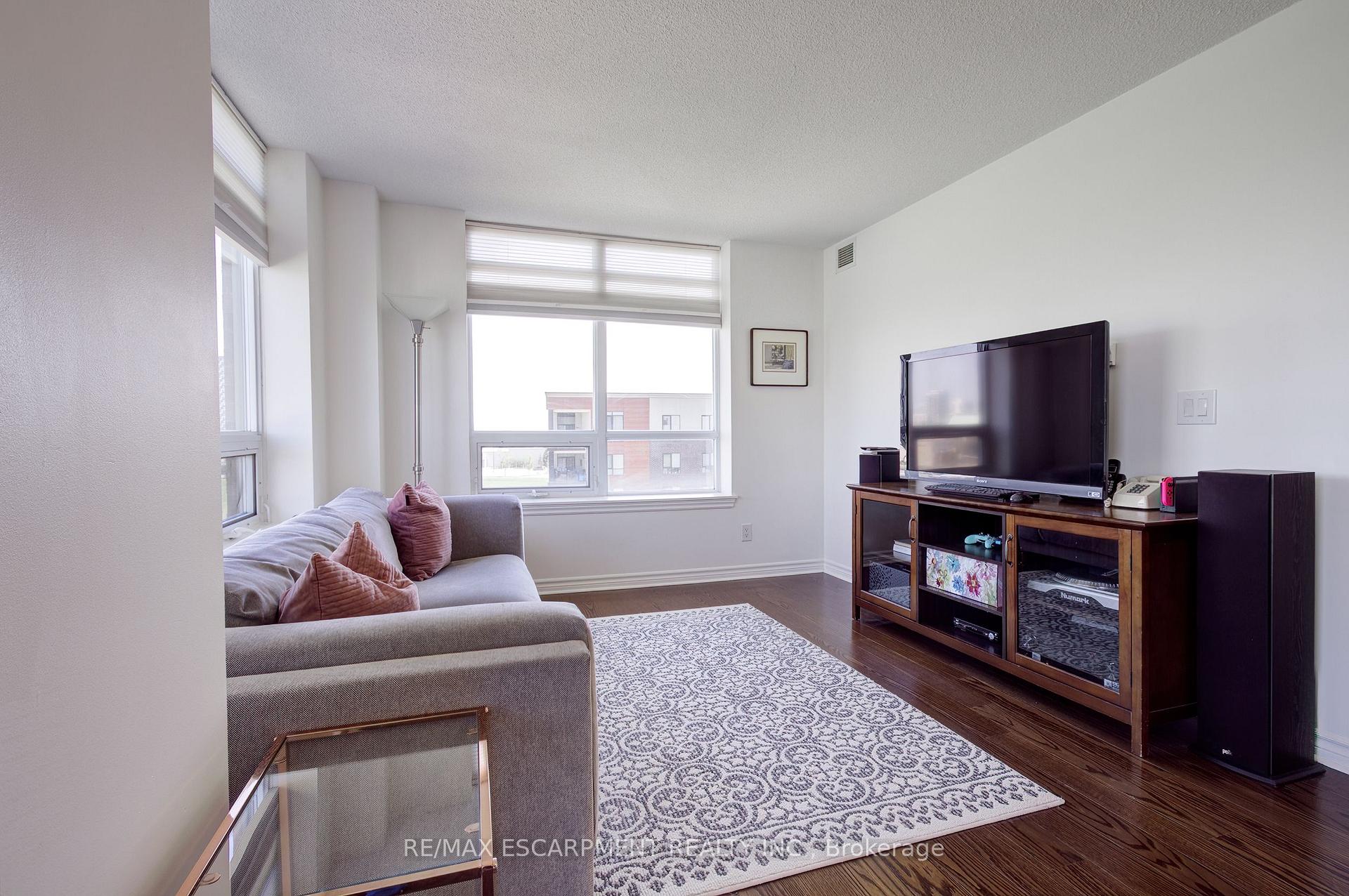 Photo 23 of Unit 603, 2379 Central Park Drive, Oakville, River Oaks — HOMEH
