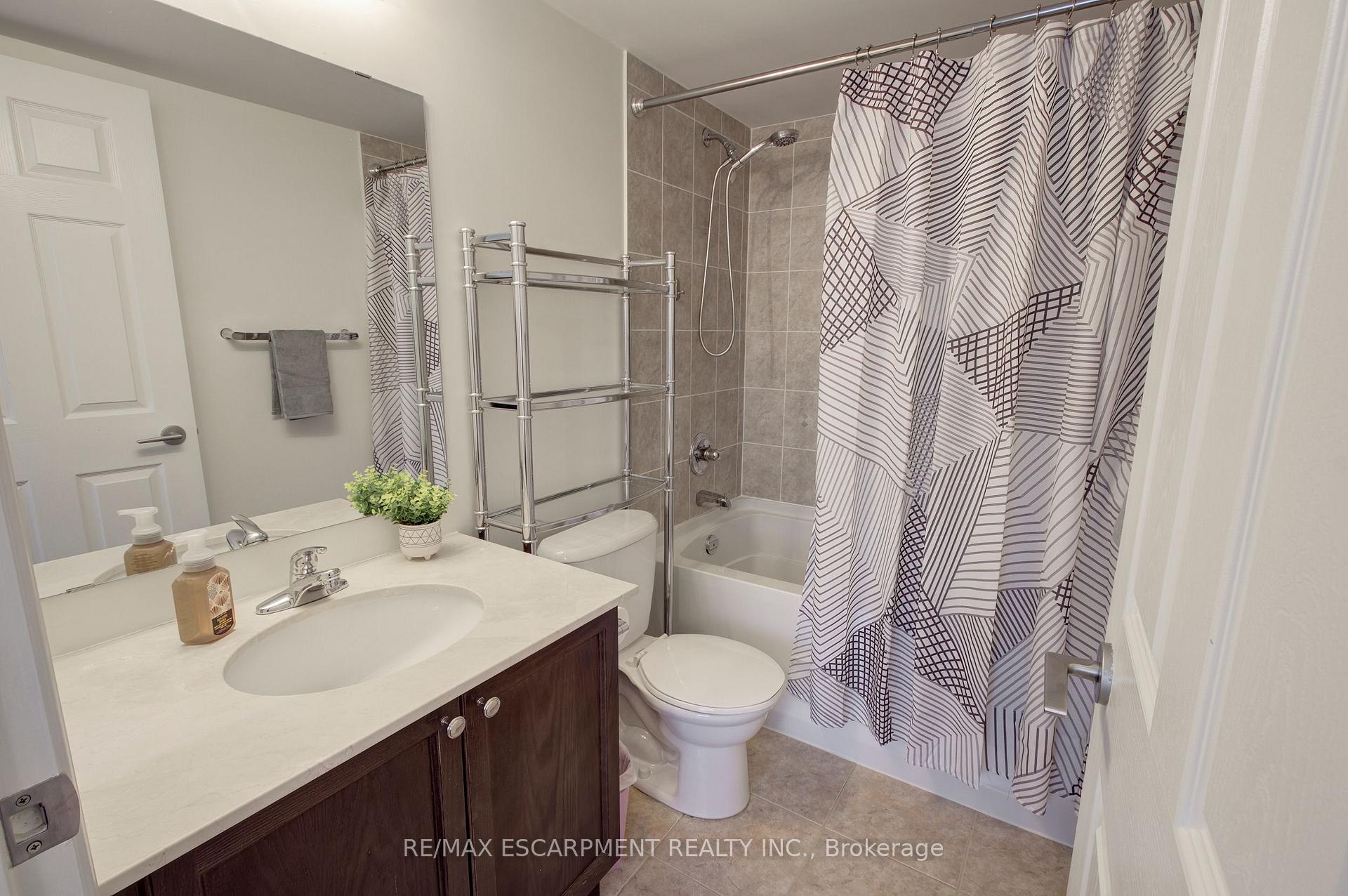 Photo 29 of Unit 603, 2379 Central Park Drive, Oakville, River Oaks — HOMEH