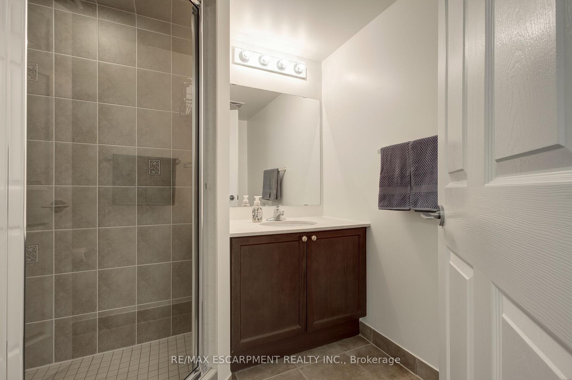 Photo 32 of Unit 603, 2379 Central Park Drive, Oakville, River Oaks — HOMEH