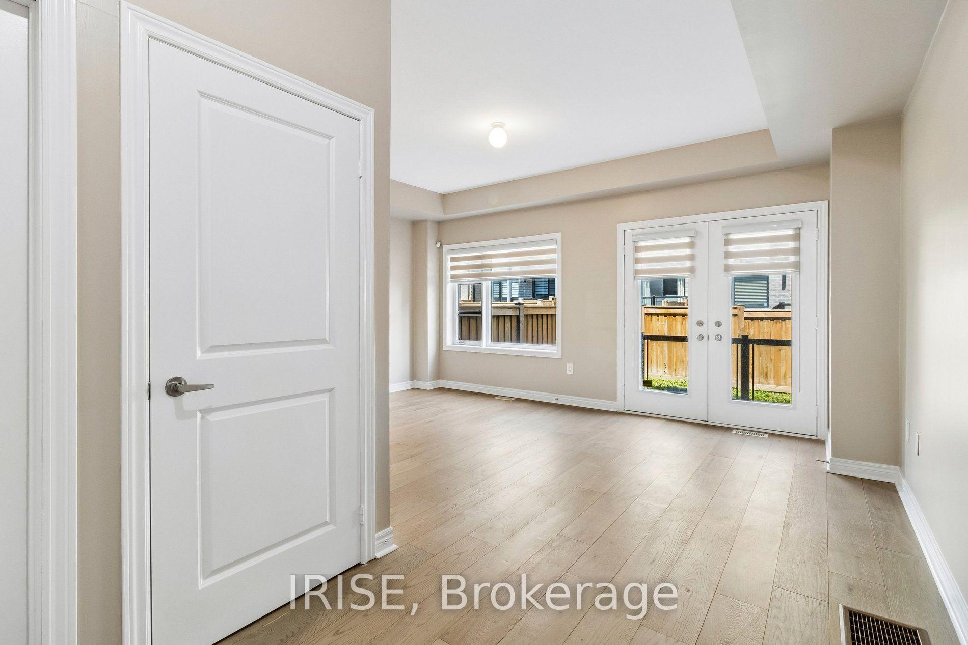 Photo 4 of 62 Laskin Drive, Vaughan, Patterson — HOMEH