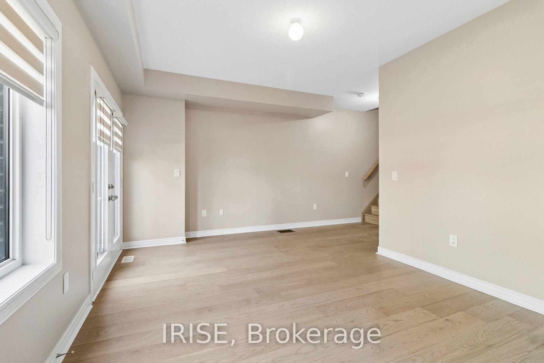 Photo 6 of 62 Laskin Drive, Vaughan, Patterson — HOMEH