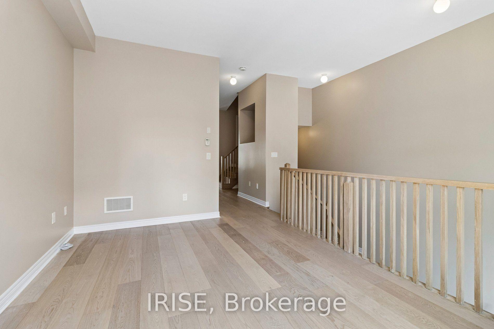 Photo 8 of 62 Laskin Drive, Vaughan, Patterson — HOMEH