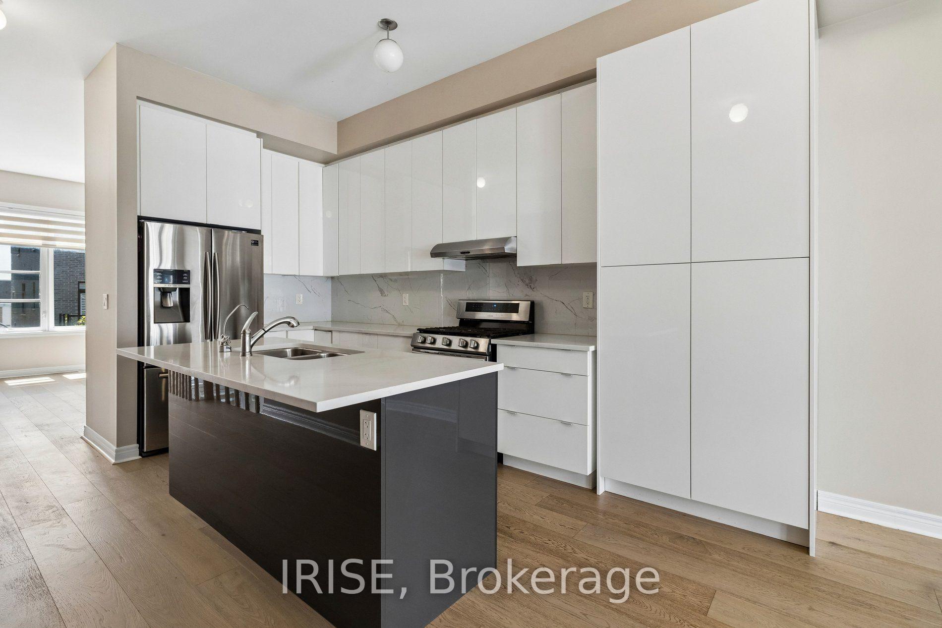 Photo 12 of 62 Laskin Drive, Vaughan, Patterson — HOMEH