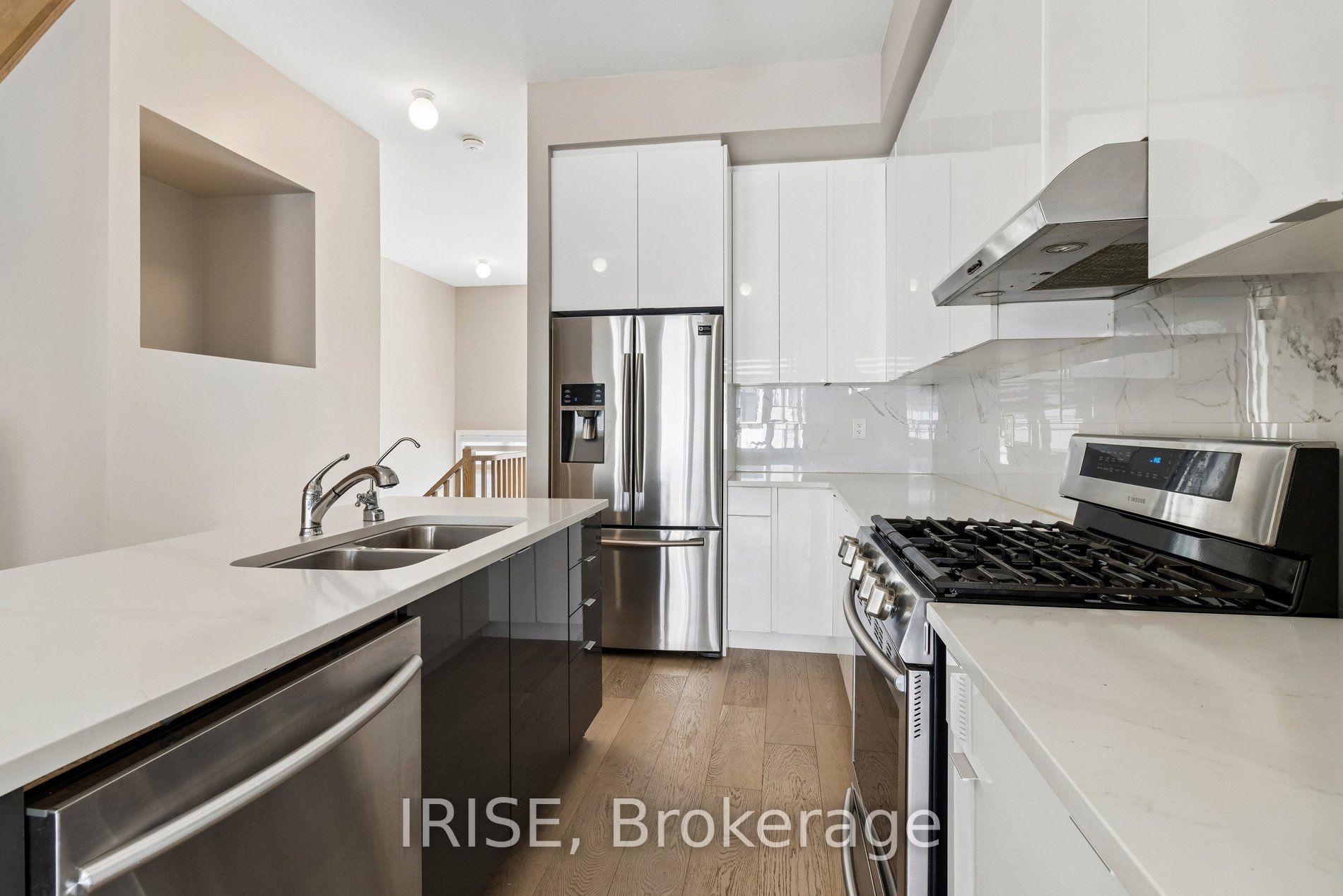 Photo 13 of 62 Laskin Drive, Vaughan, Patterson — HOMEH