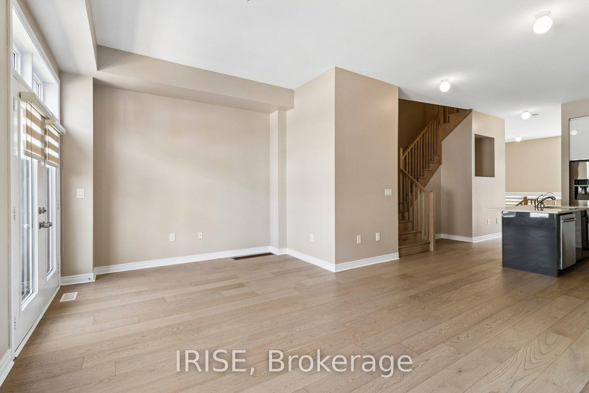 Photo 21 of 62 Laskin Drive, Vaughan, Patterson — HOMEH