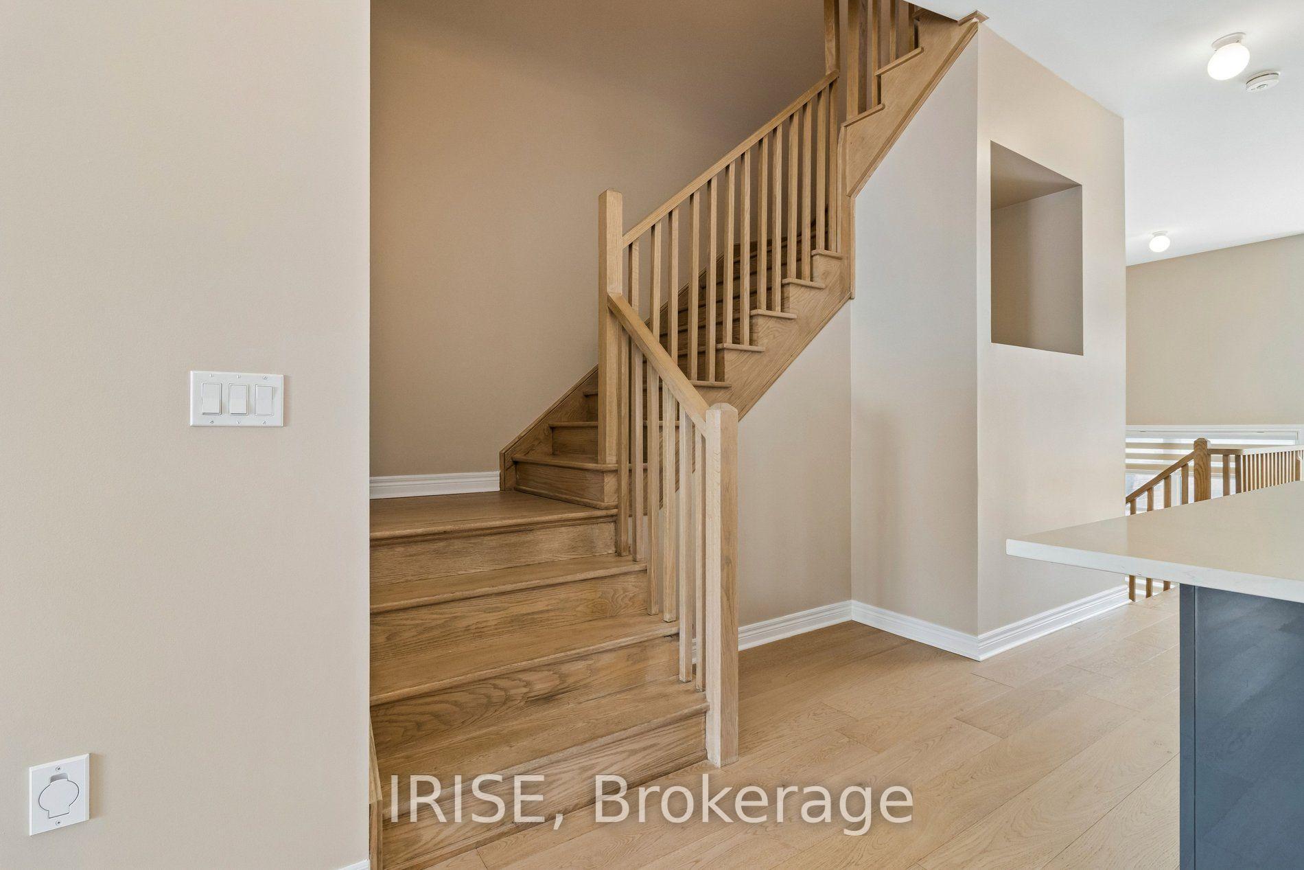 Photo 25 of 62 Laskin Drive, Vaughan, Patterson — HOMEH