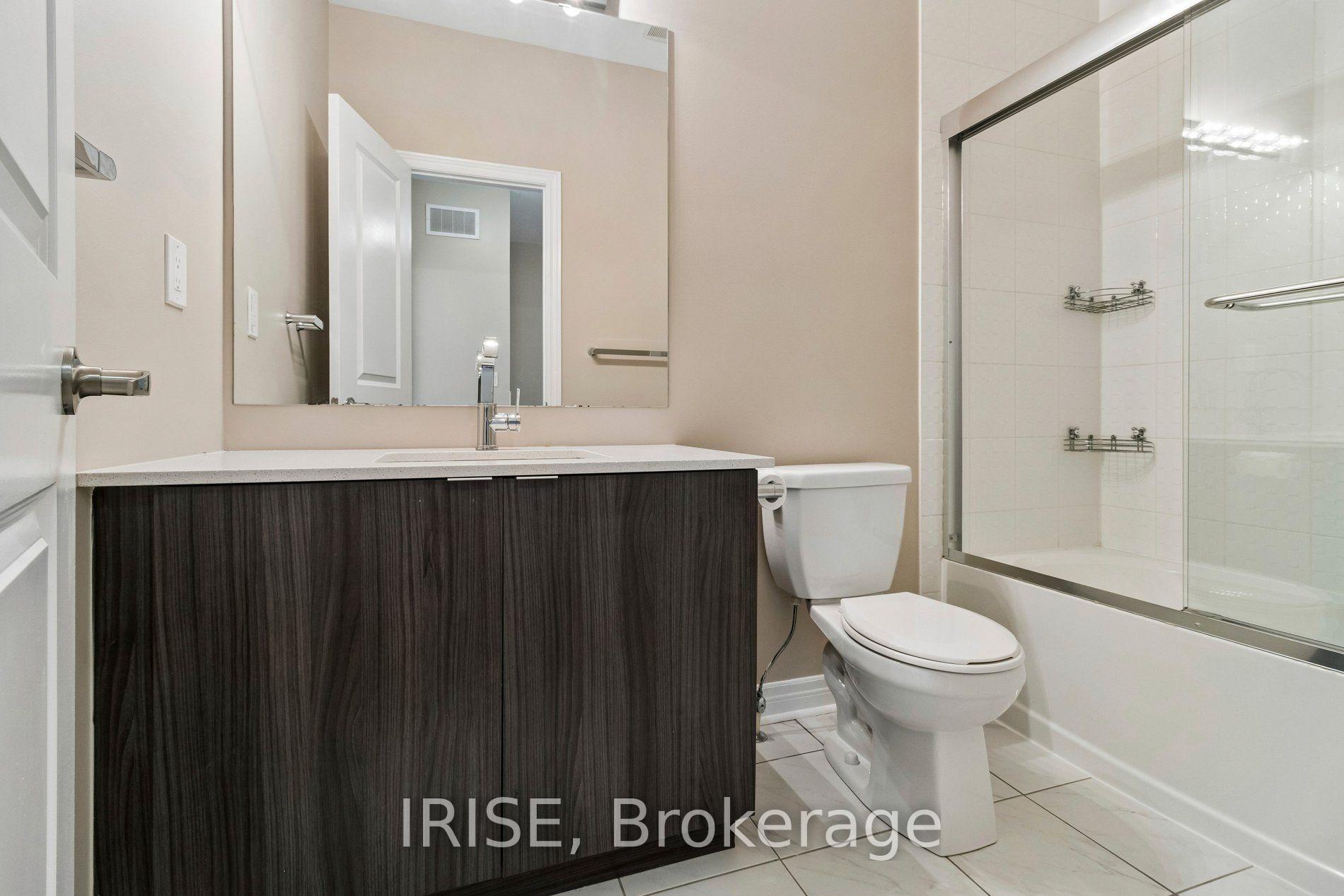 Photo 33 of 62 Laskin Drive, Vaughan, Patterson — HOMEH
