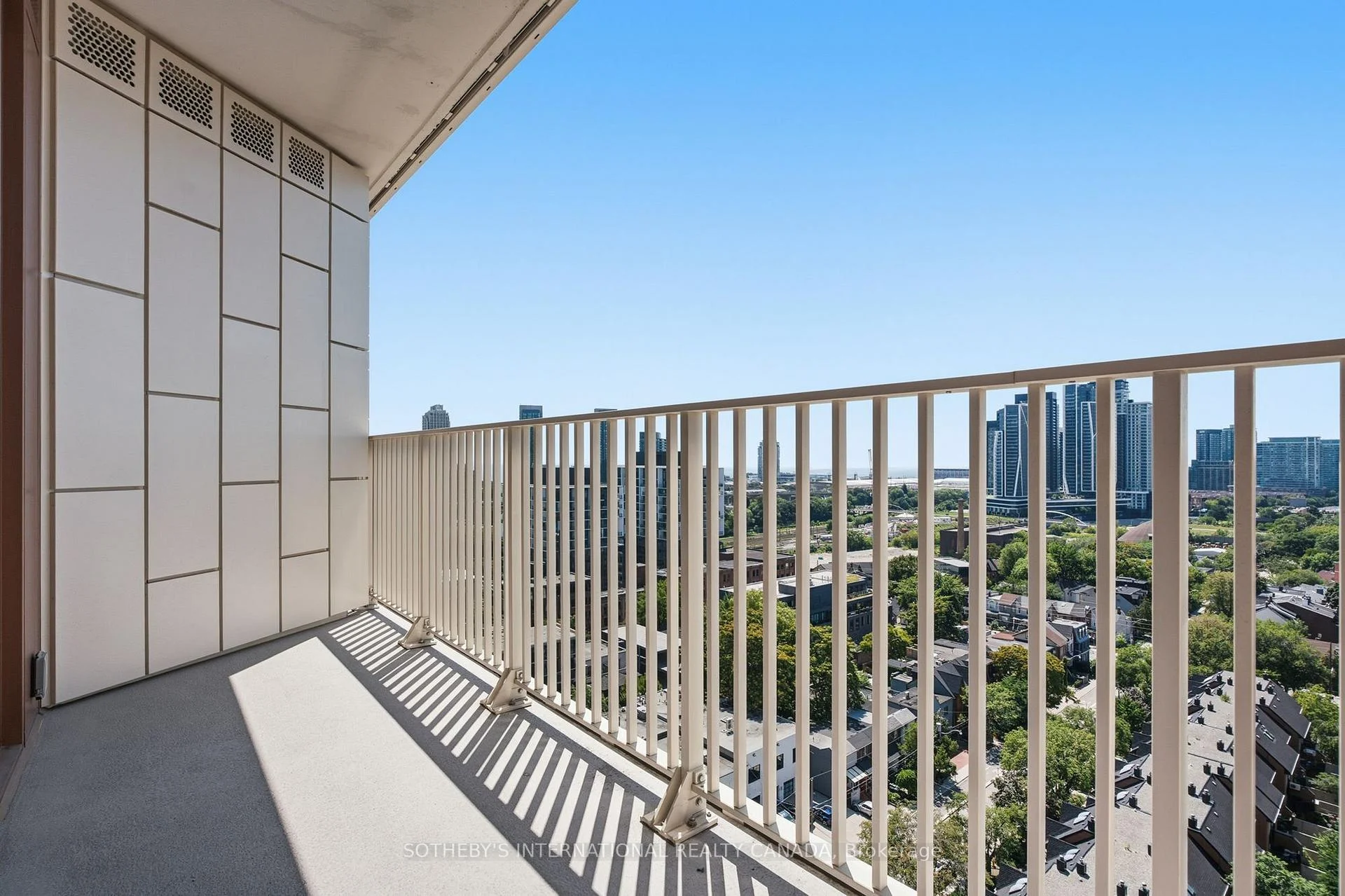 Photo 75 of Unit 1420, 88 Bathurst Street, Toronto, Niagara — HOMEH