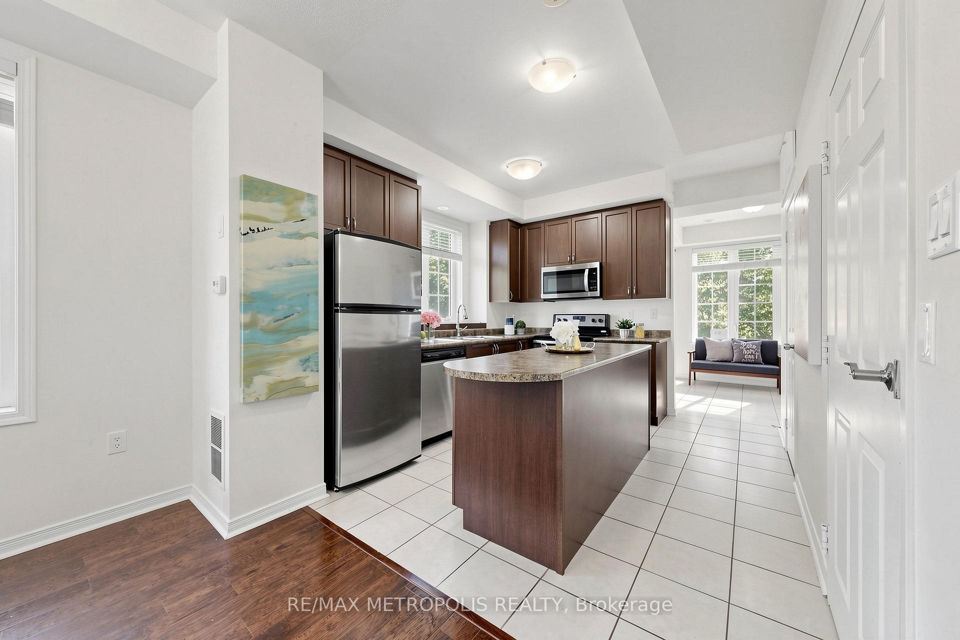 Photo 13 of Unit 2, 4715 Kingston Road, Scarborough, West Hill — HOMEH