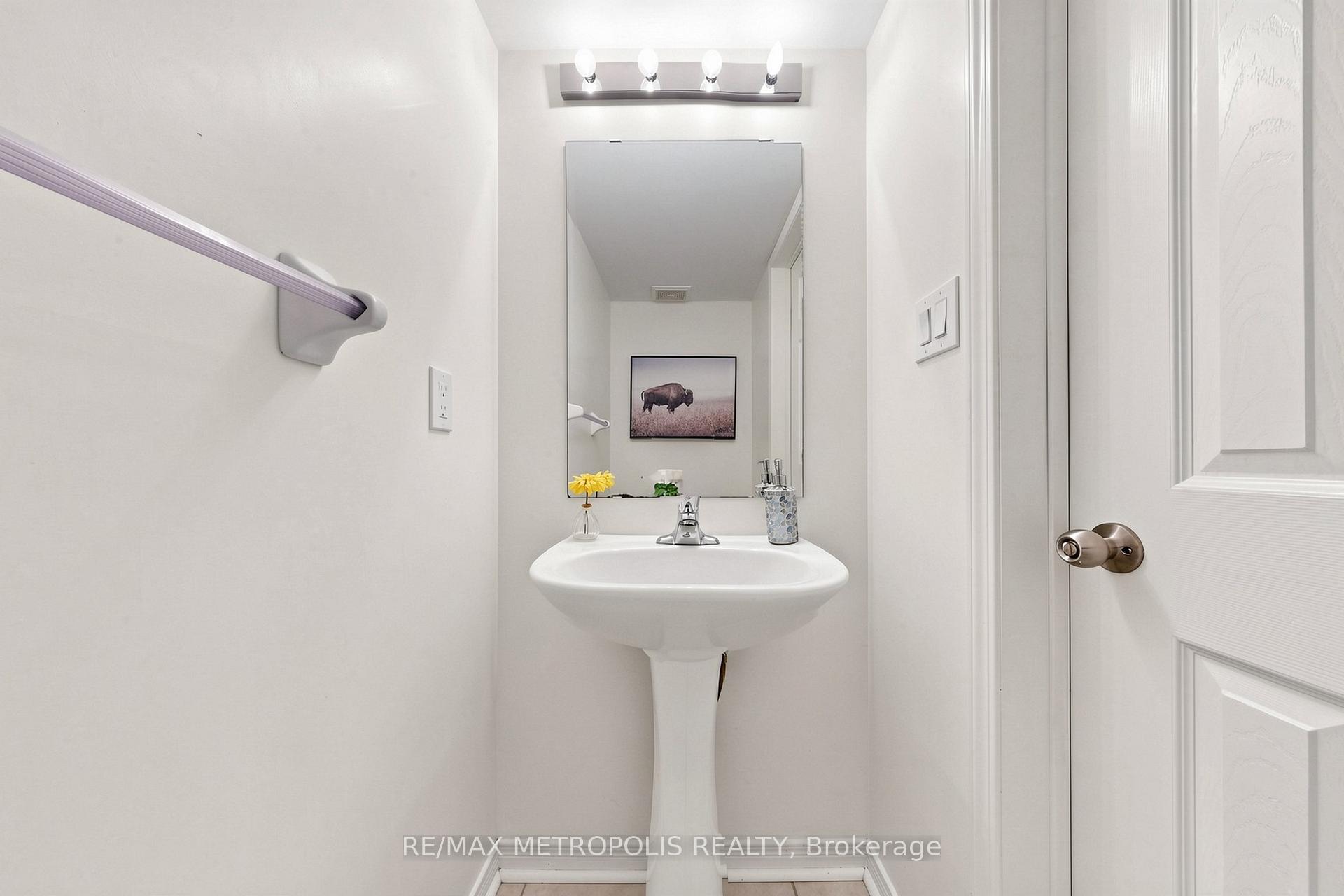 Photo 18 of Unit 2, 4715 Kingston Road, Scarborough, West Hill — HOMEH