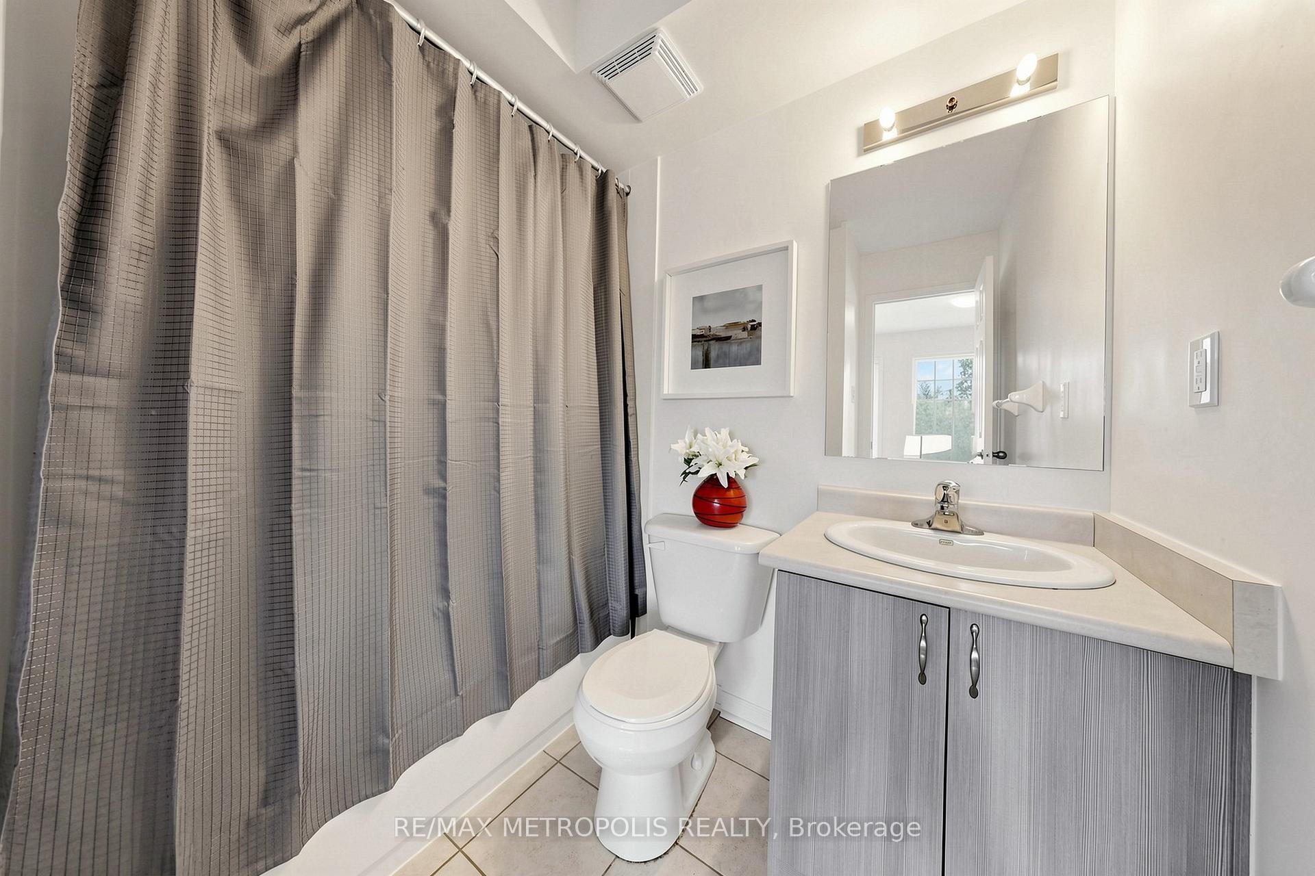 Photo 22 of Unit 2, 4715 Kingston Road, Scarborough, West Hill — HOMEH