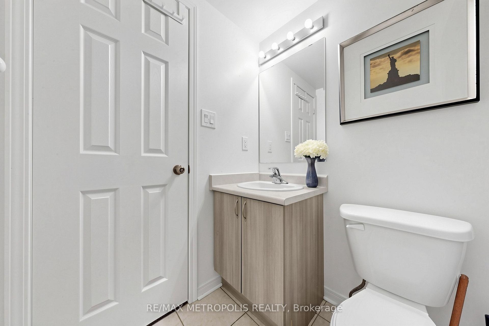 Photo 26 of Unit 2, 4715 Kingston Road, Scarborough, West Hill — HOMEH