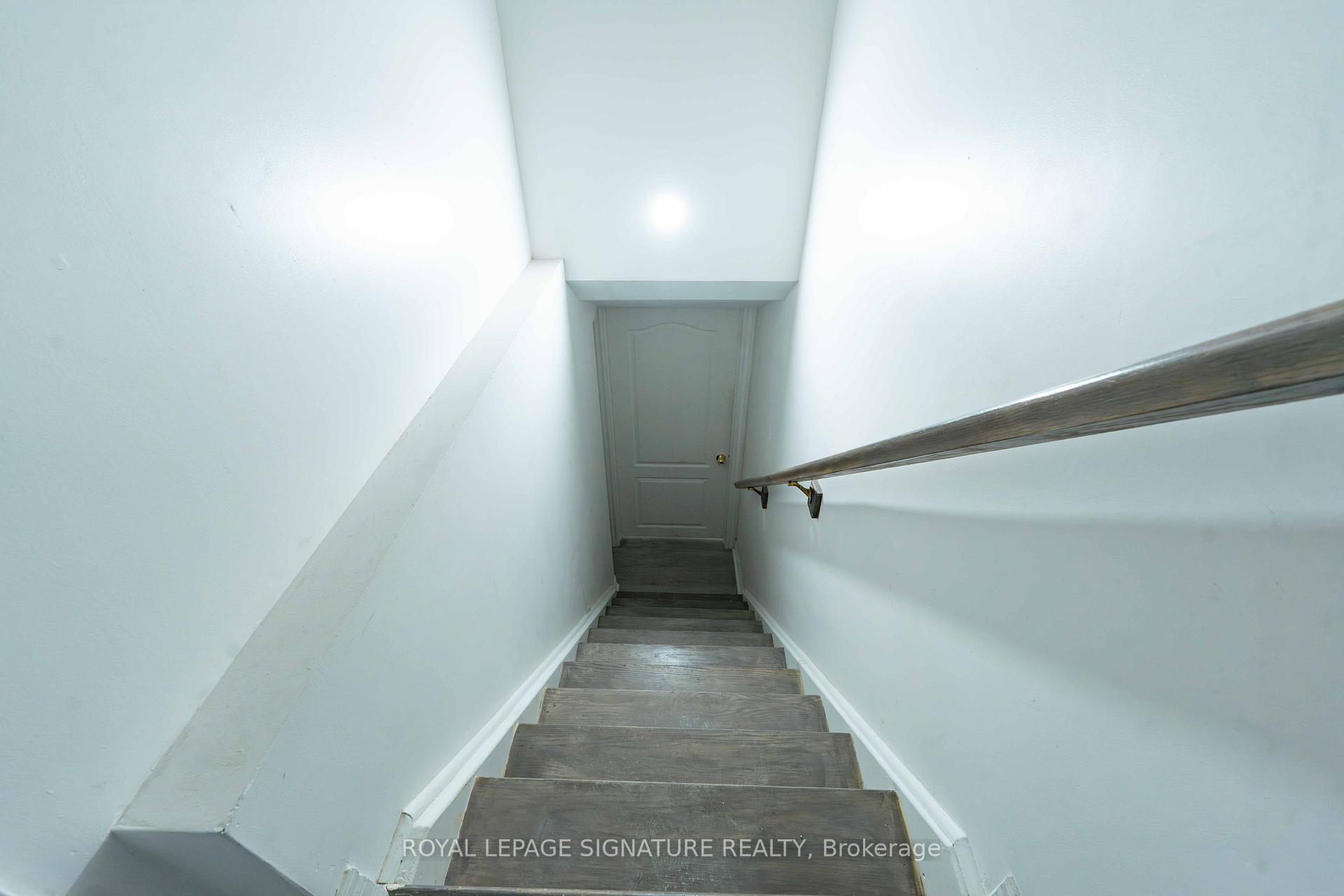 Photo 4 of 4742 Creditview Road, Mississauga, Creditview — HOMEH