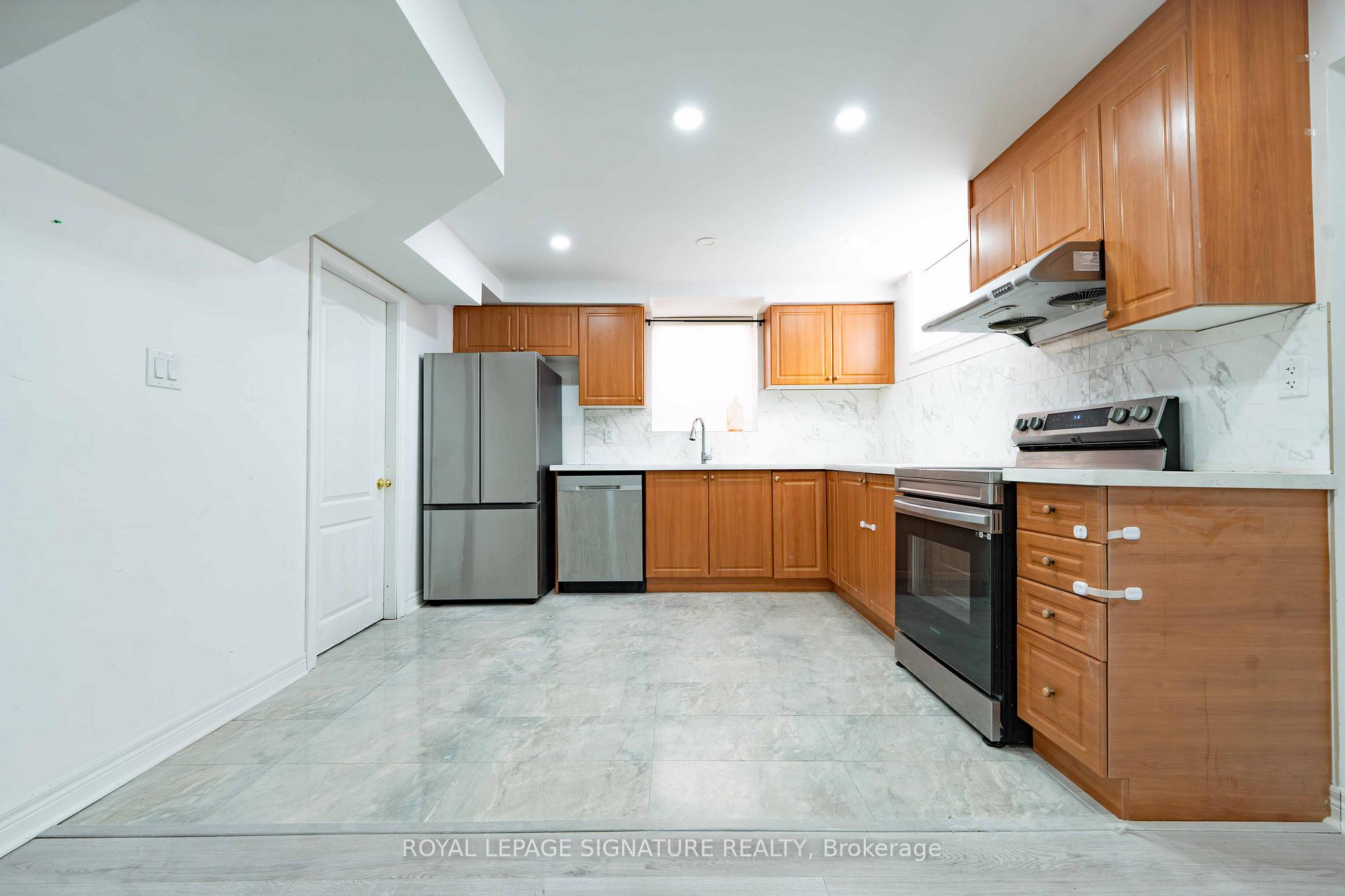 Photo 9 of 4742 Creditview Road, Mississauga, Creditview — HOMEH