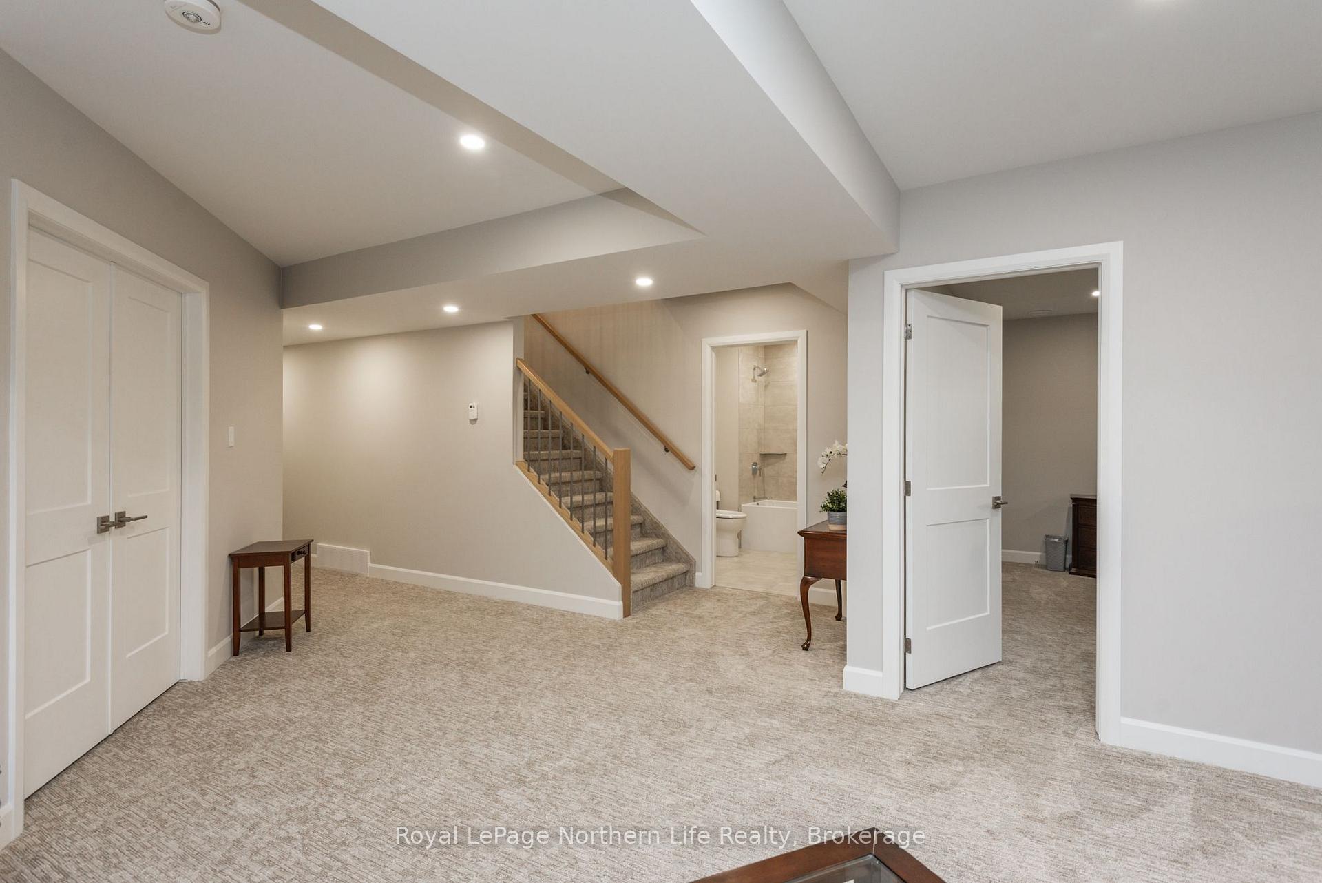 Photo 28 of 16 Silver Maple Lane, North Bay, Airport — HOMEH
