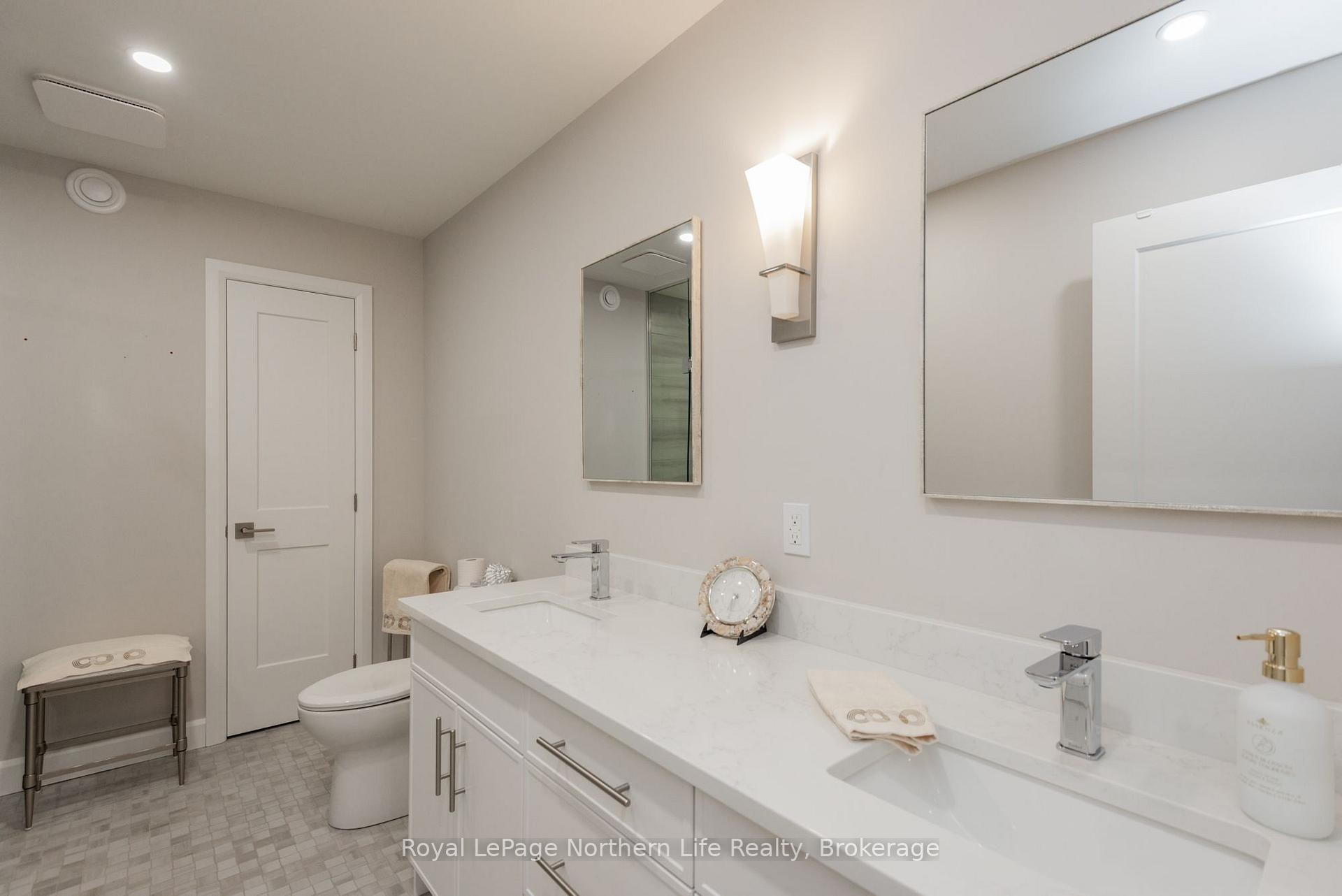 Photo 34 of 16 Silver Maple Lane, North Bay, Airport — HOMEH