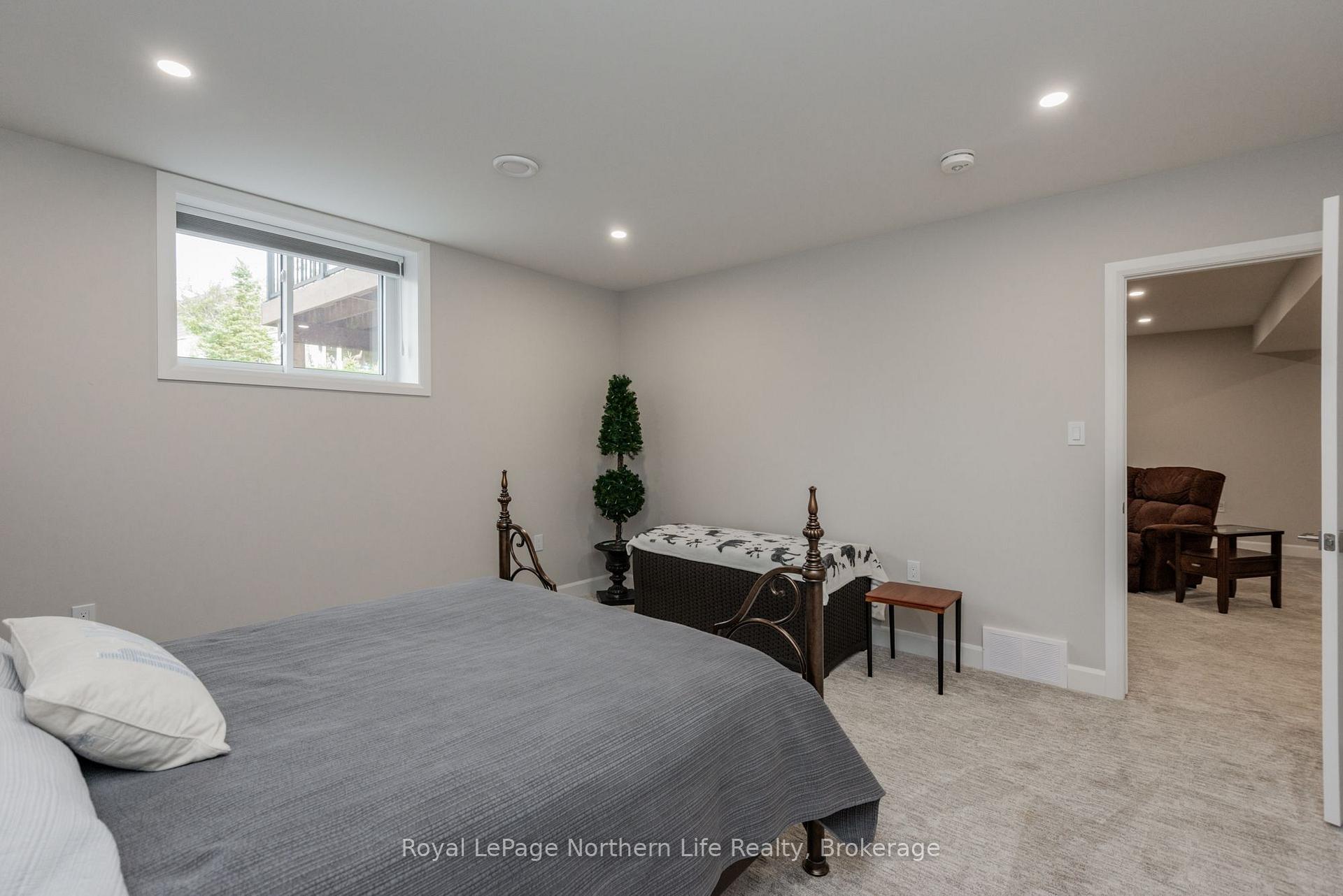 Photo 44 of 16 Silver Maple Lane, North Bay, Airport — HOMEH