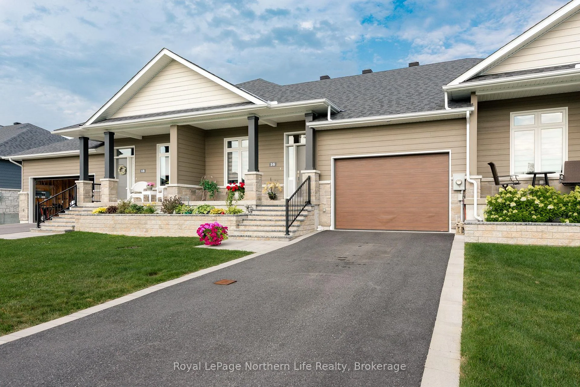 Photo 3 of 16 Silver Maple Lane, North Bay, Airport — HOMEH