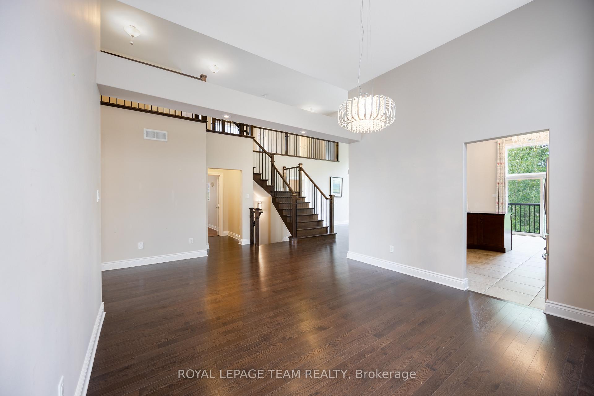 Photo 10 of 166 Grainstone Way, Ottawa, Kanata - Kanata Lakes/Heritage Hills — HOMEH