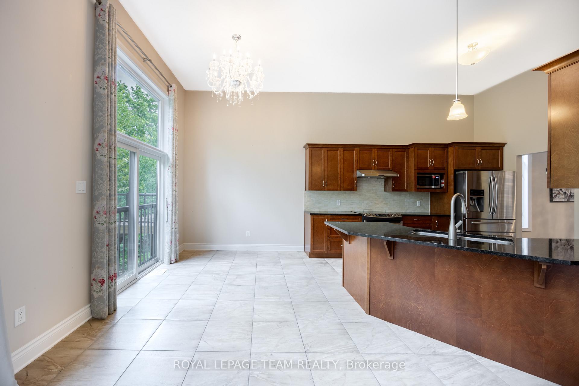 Photo 14 of 166 Grainstone Way, Ottawa, Kanata - Kanata Lakes/Heritage Hills — HOMEH