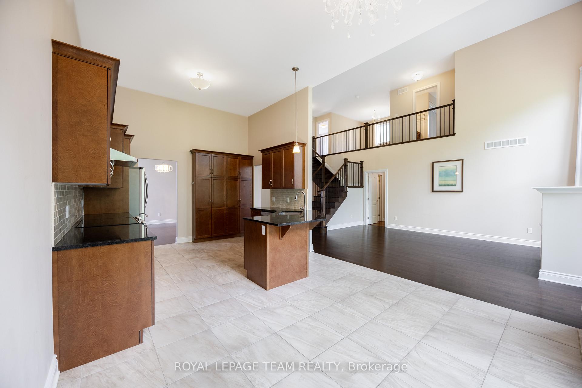 Photo 18 of 166 Grainstone Way, Ottawa, Kanata - Kanata Lakes/Heritage Hills — HOMEH