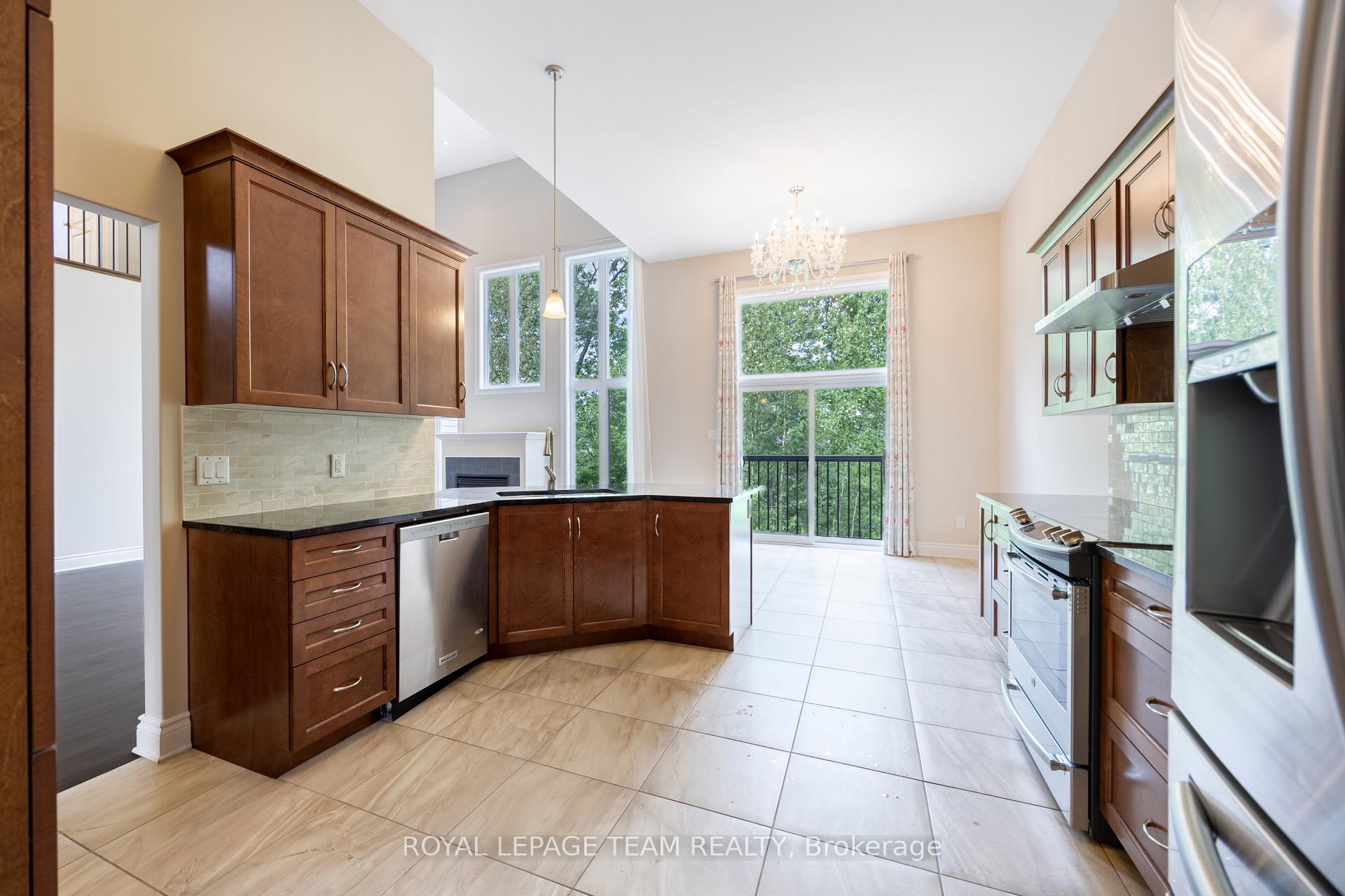 Photo 21 of 166 Grainstone Way, Ottawa, Kanata - Kanata Lakes/Heritage Hills — HOMEH