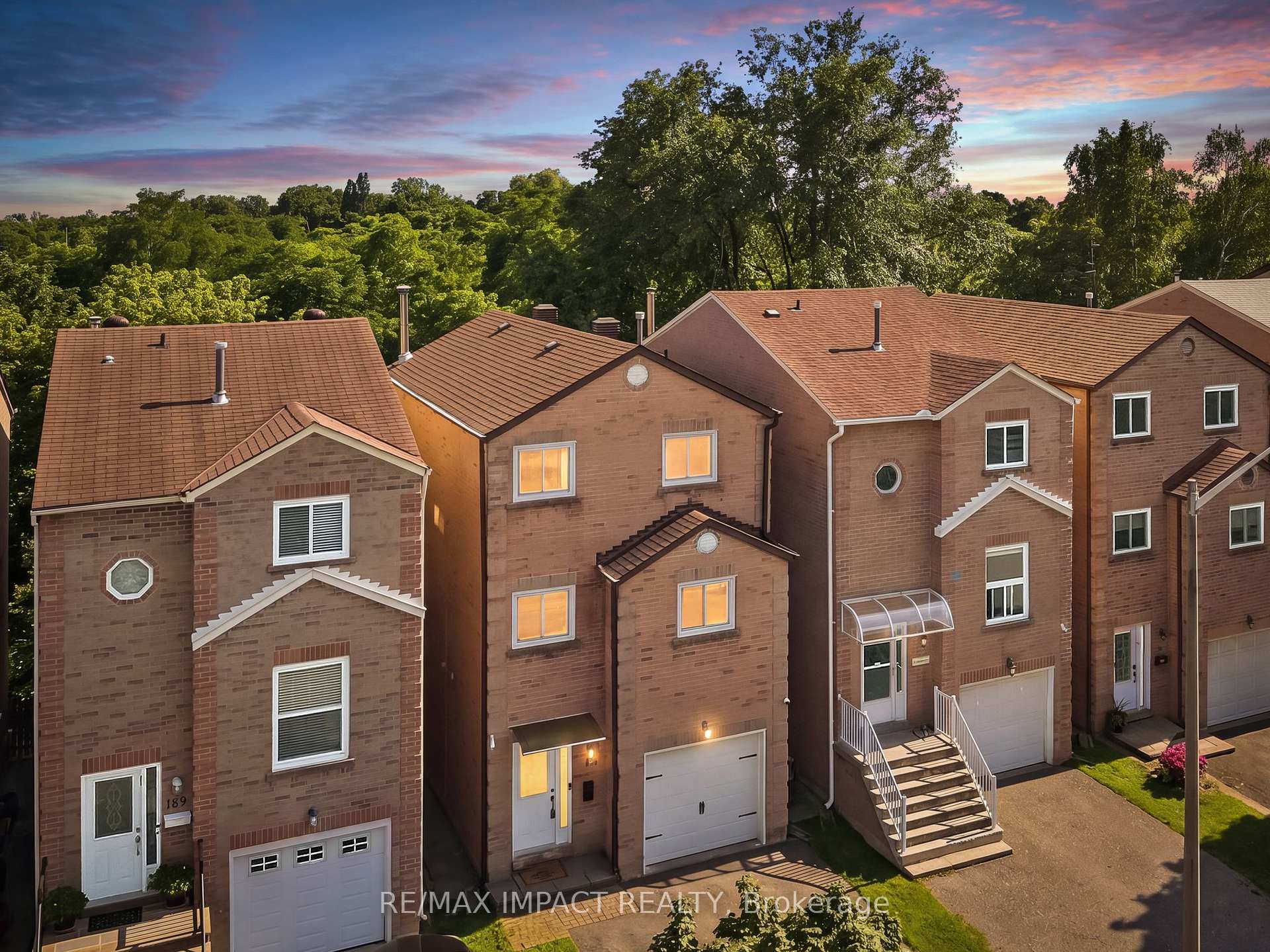 Front of 60 Cottonwood Court