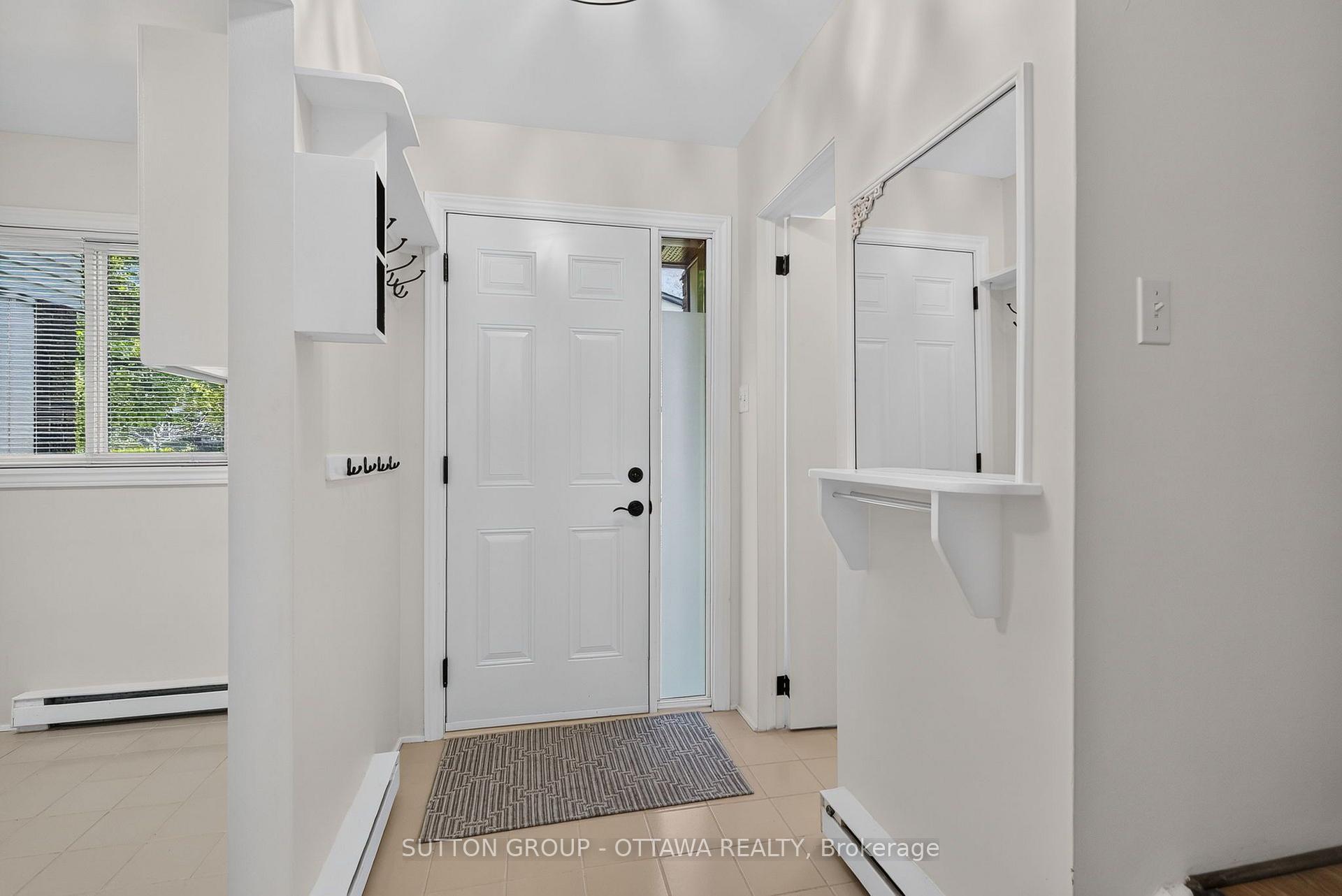 Photo 3 of 55 Pixley, Ottawa, Riverview Park — HOMEH